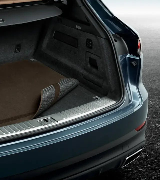 Reversible luggage-compartment mat with Nubuk surround - Cayenne (E2 & E2 II)