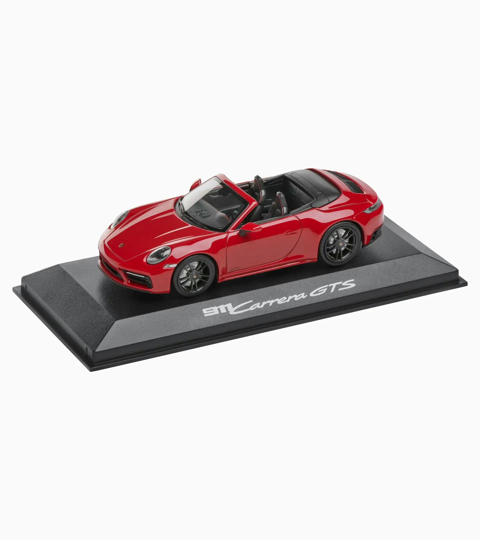 Porsche 911 GTS Cabriolet (992) thumbnail 0