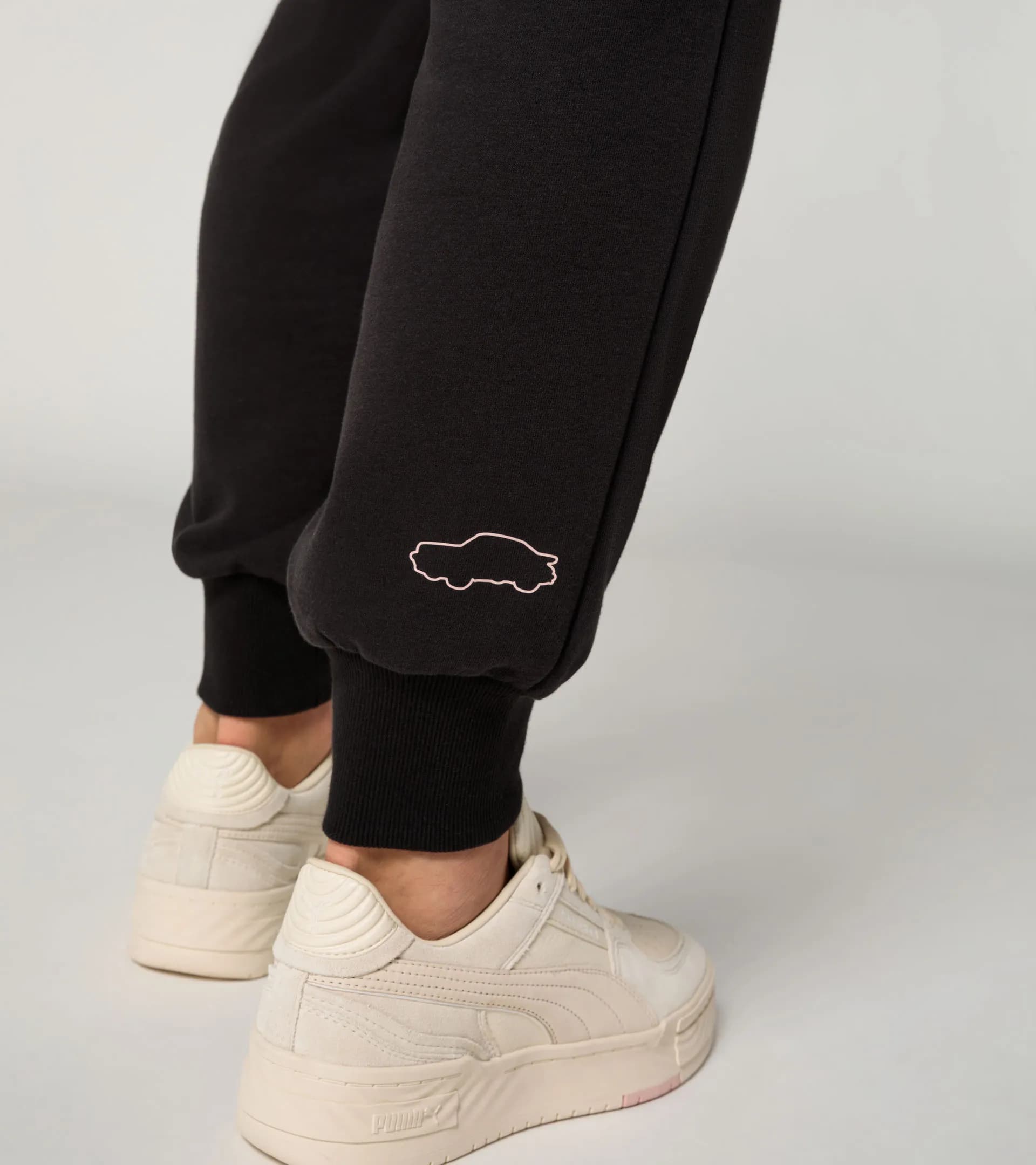 Sweat Pants 4