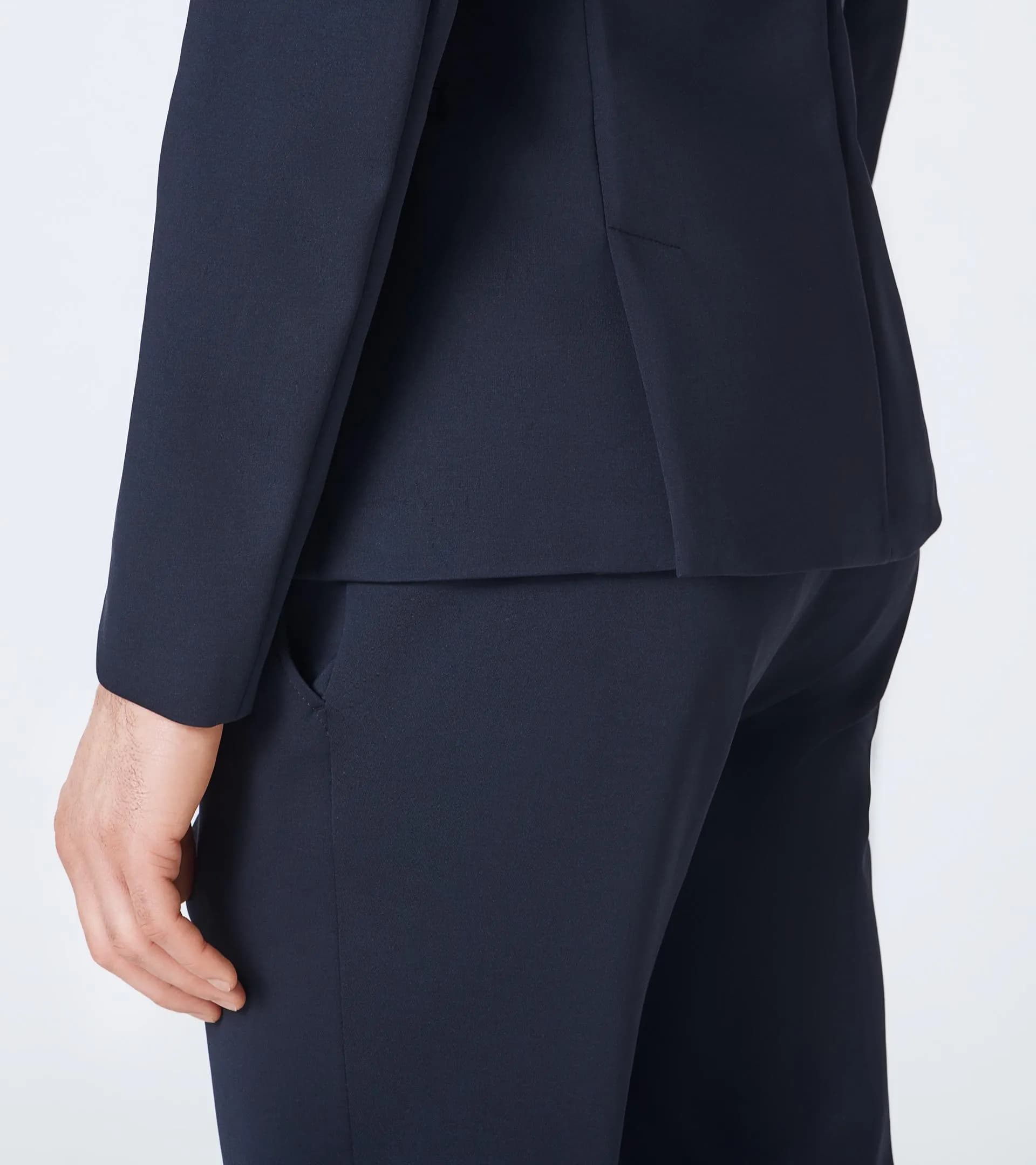 2-Button Bi-Stretch Jersey Blazer 4