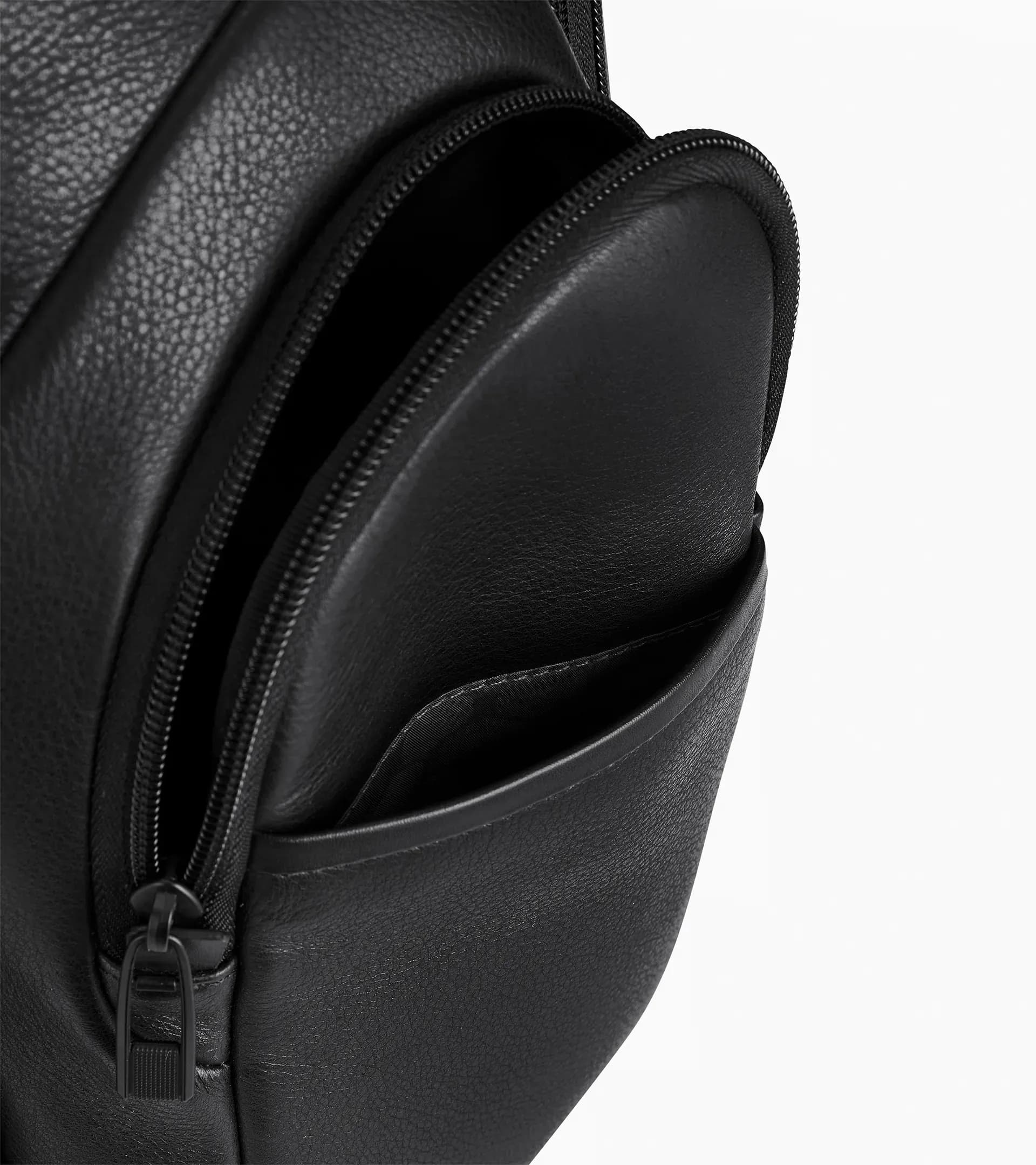 Roadster Leather Backpack M 7