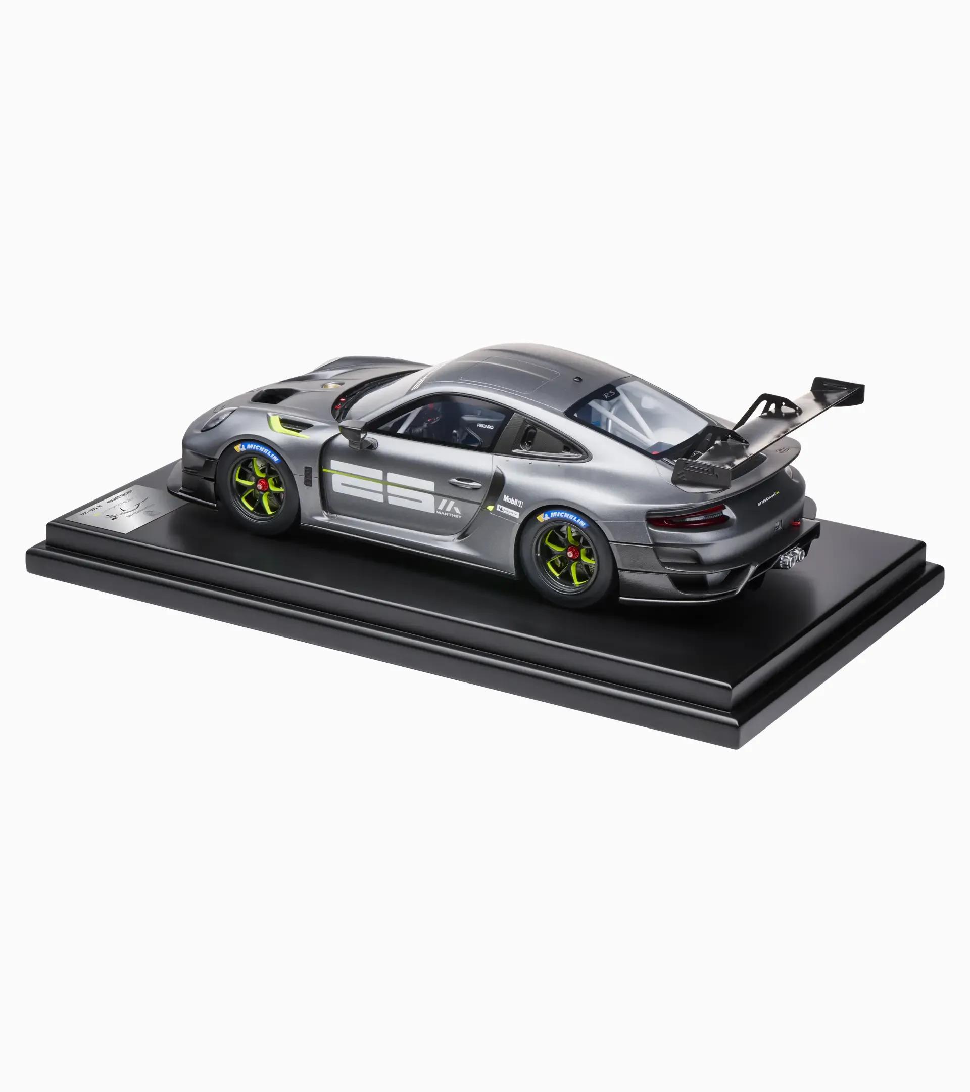 Porsche 911 GT2 RS Clubsport 25 – Ltd. thumbnail 2