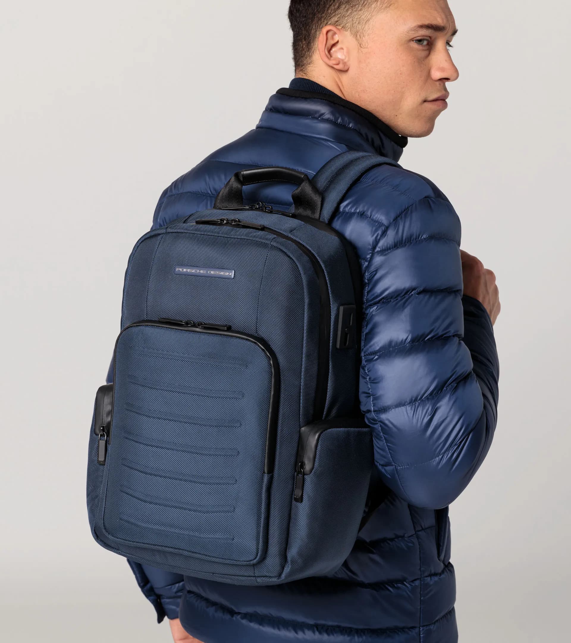 Roadster Pro Backpack M1 8