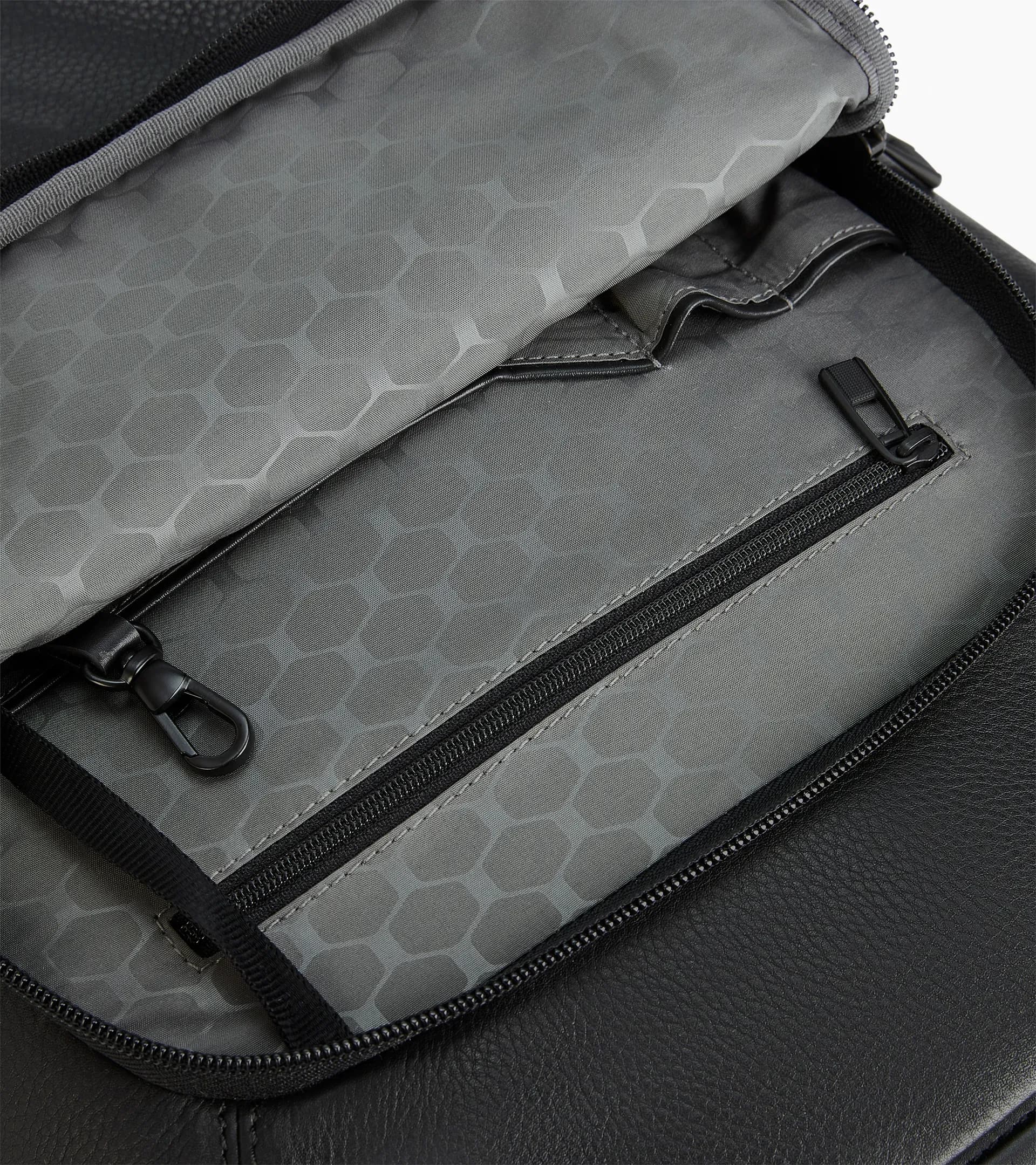 Roadster Leather Backpack XS 3