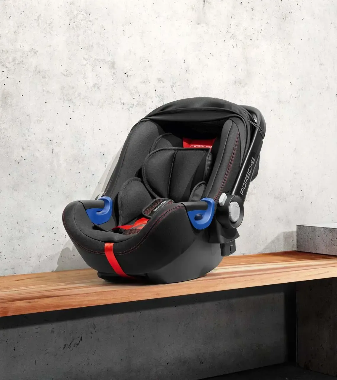 Porsche Bay Seat i-Size thumbnail 0