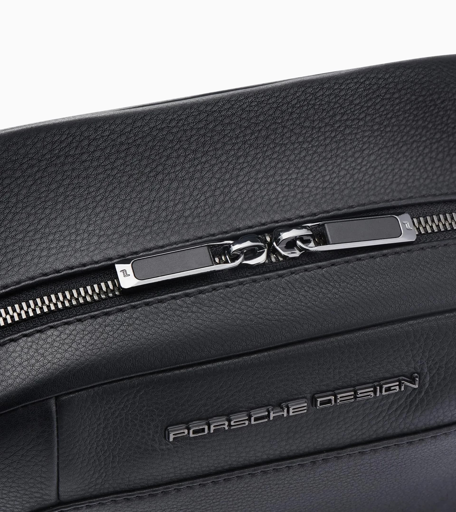 Roadster Leather Beauty Case M 3