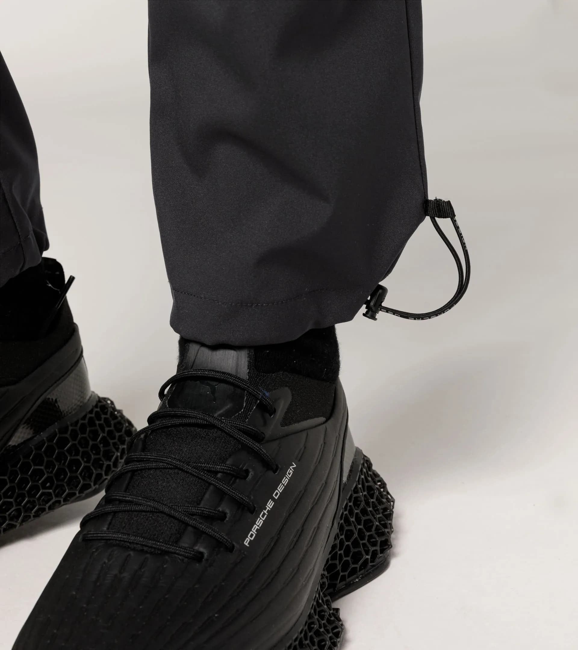 Woven tech trousers 7