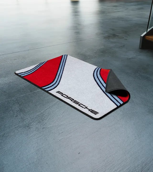 Tapis de garage dans le design Martini Racing