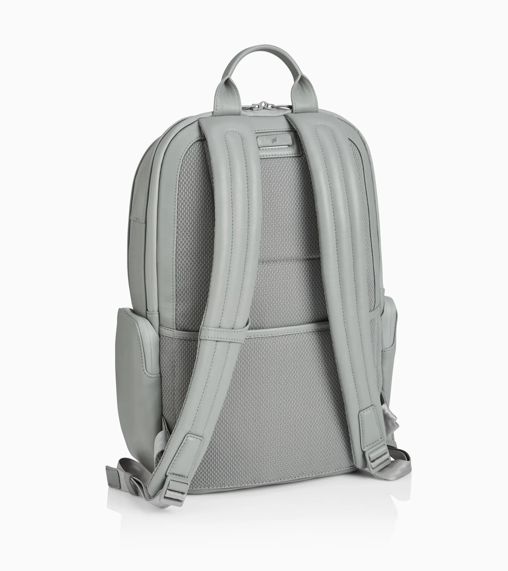 Roadster Leather Backpack M1 2