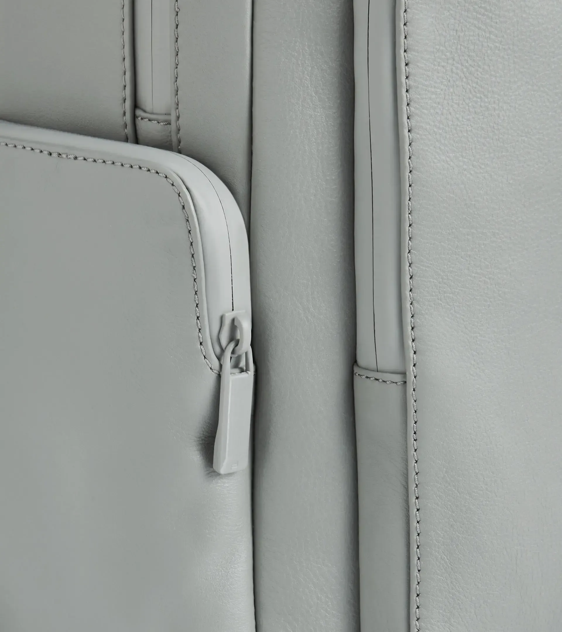 Roadster Leather Backpack M1 5