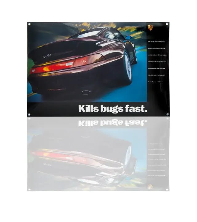 Targa smaltata Porsche Classic 993 Turbo "Kills bugs fast" (Uccide gli insetti velocemente)