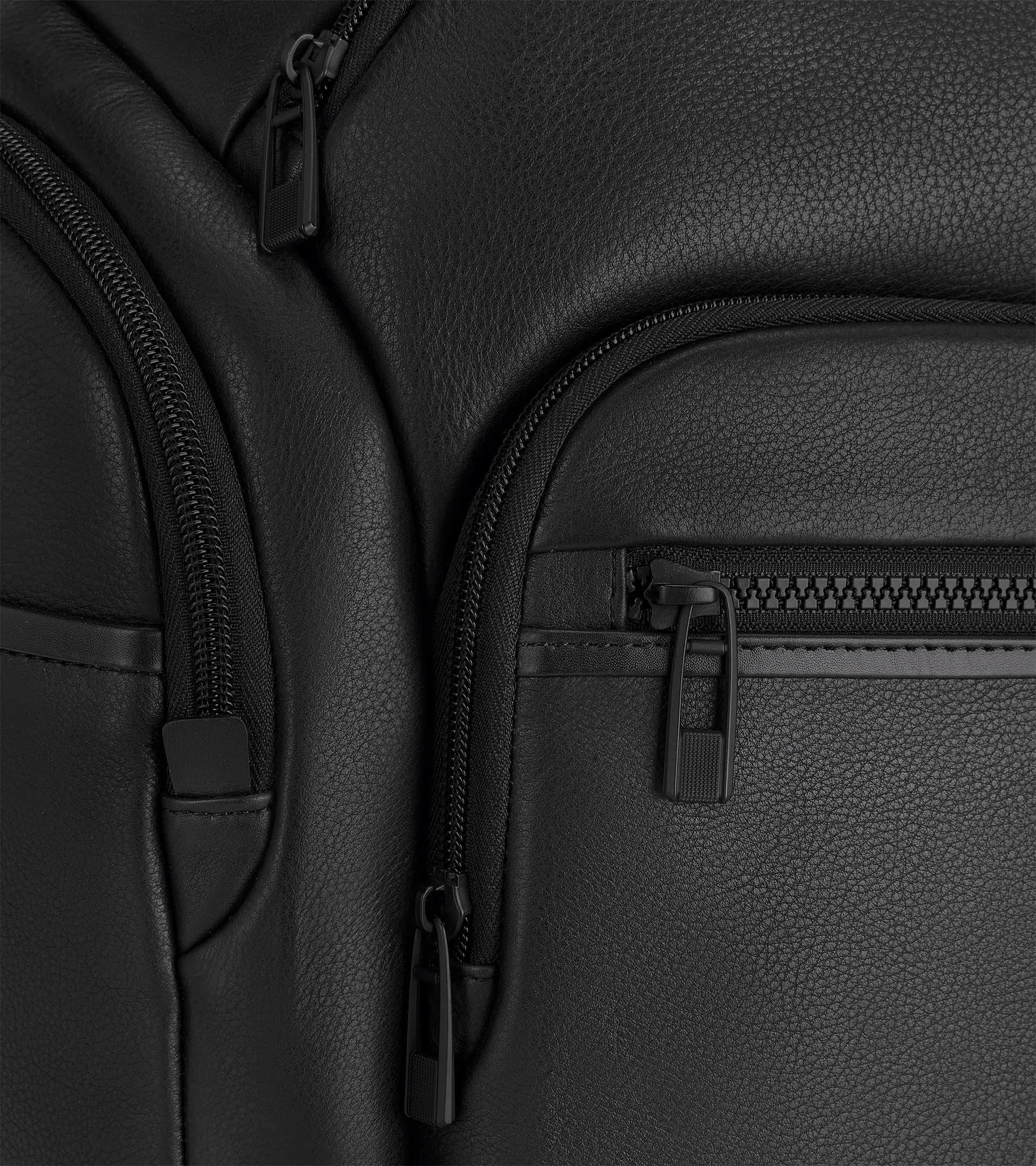 Roadster Leather Backpack L 6