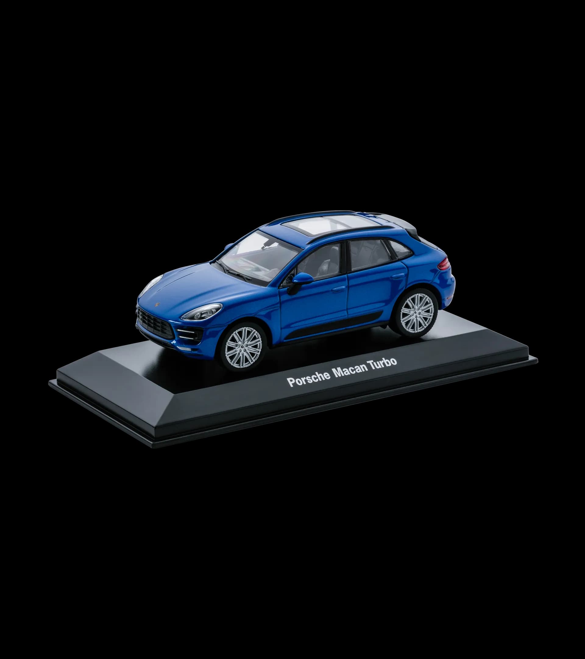 Porsche Macan Turbo 1