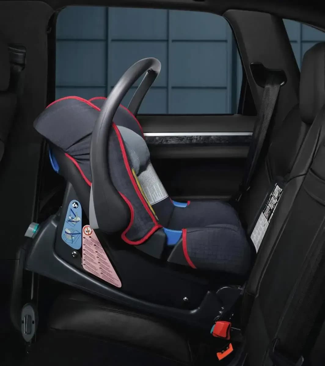 Cayenne isofix outlet