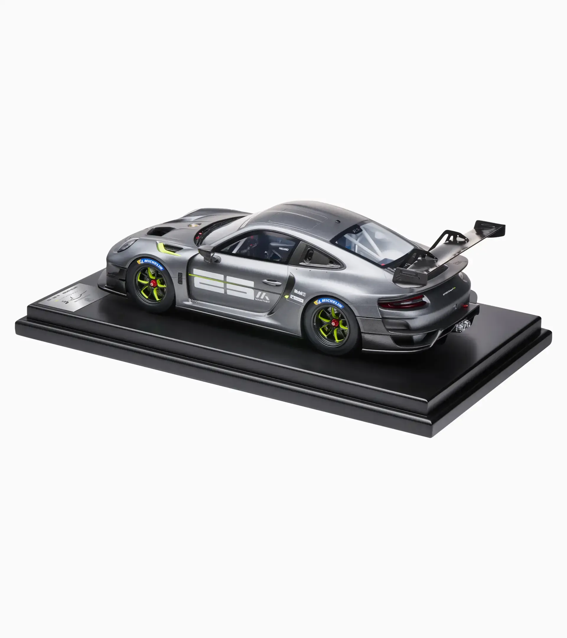 Porsche 911 GT2 RS Clubsport 25 – Ltd. 3