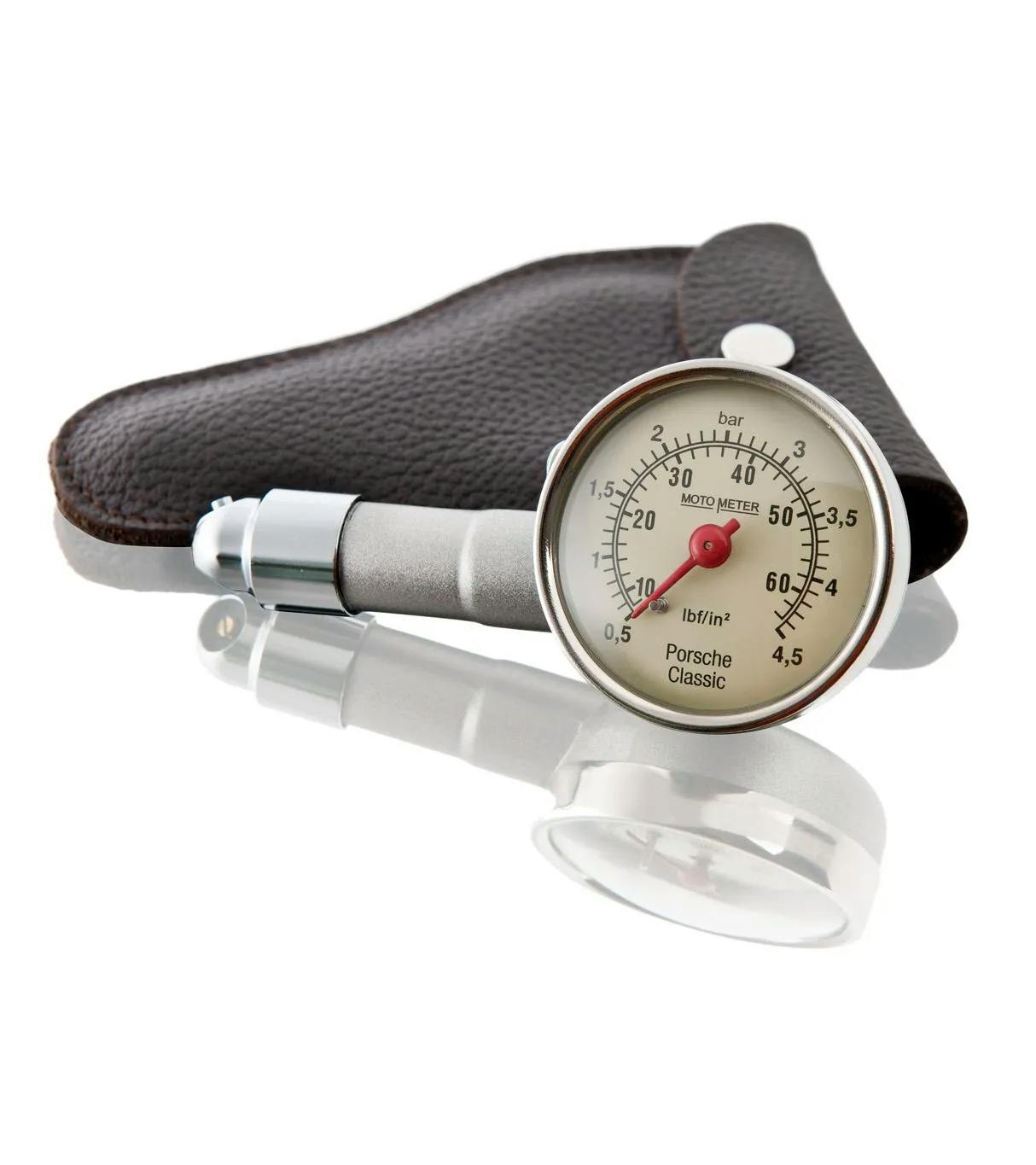 Tyre pressure gauge with leather case 2