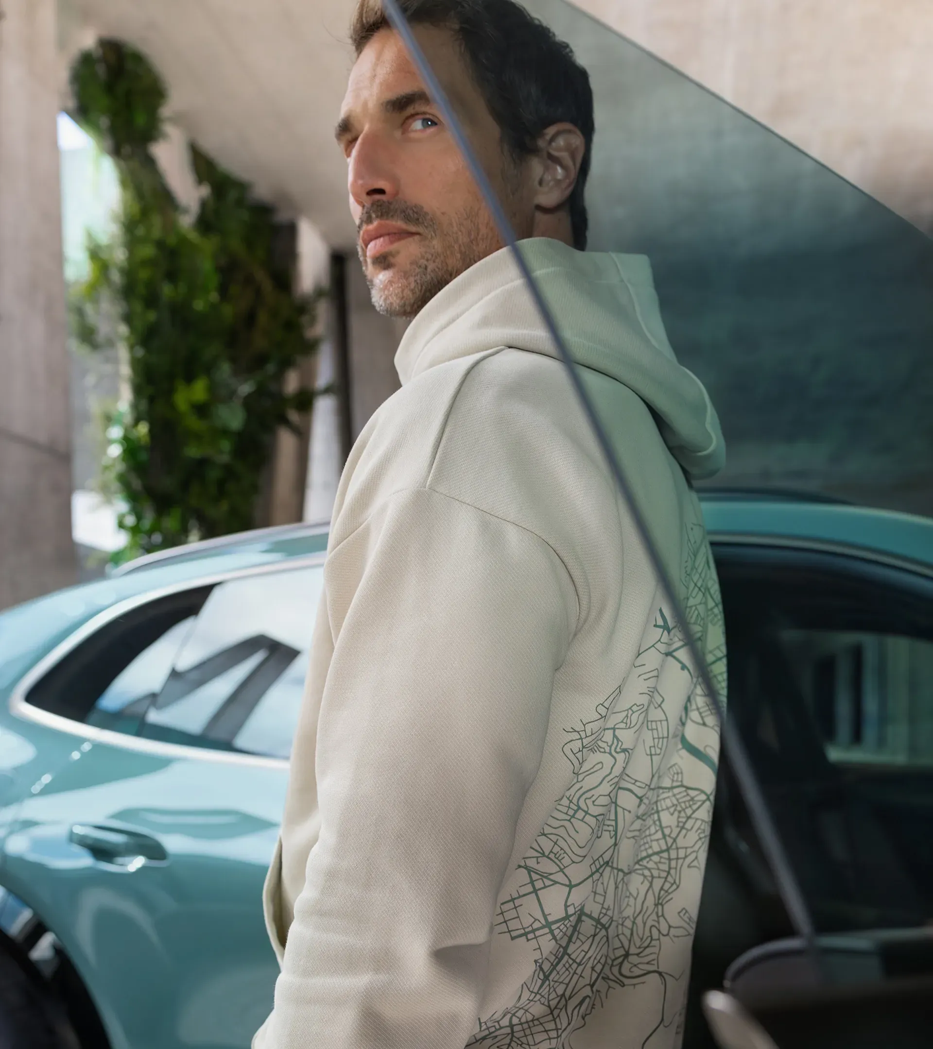 Unisex Urban hoodie – Porsche Cayenne Electric Lifestyle 7