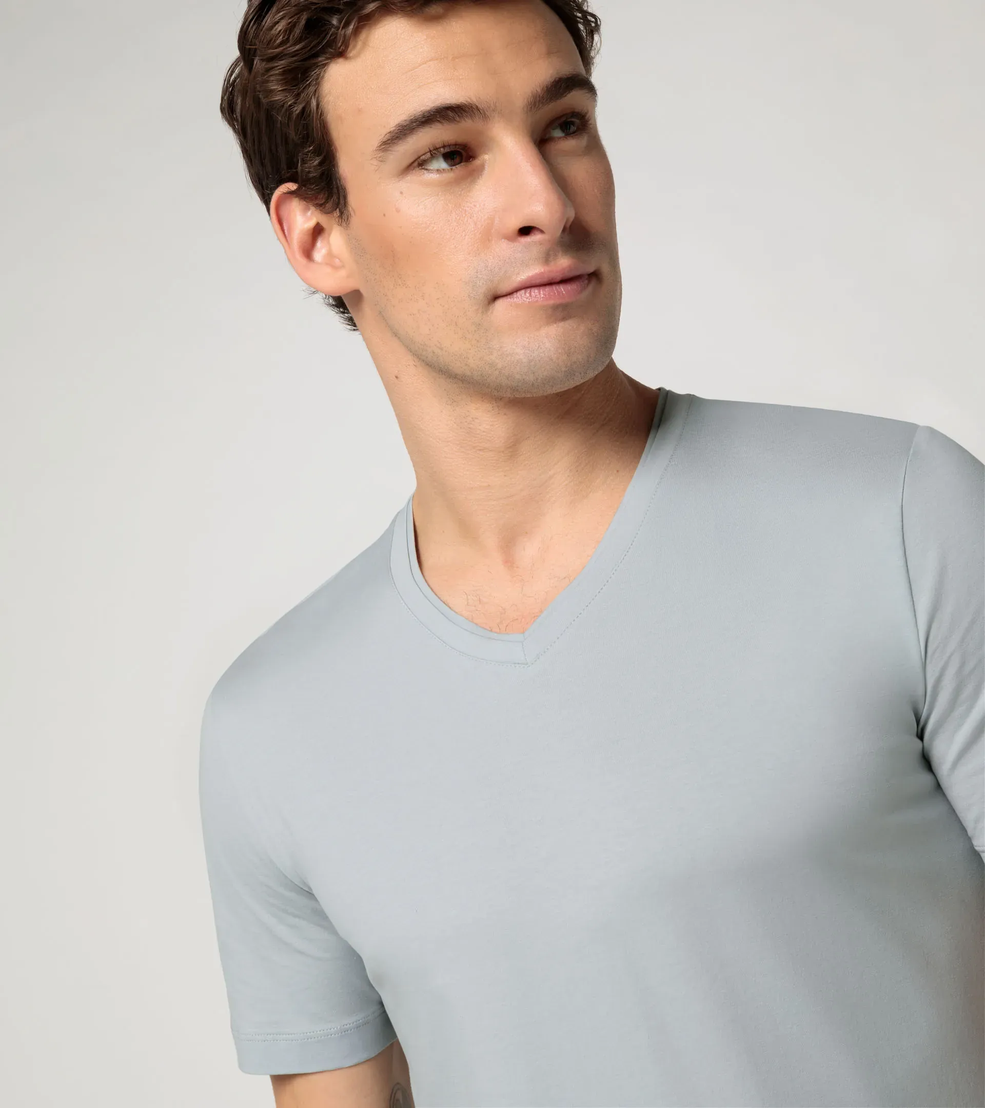 V-Neck Tee 4