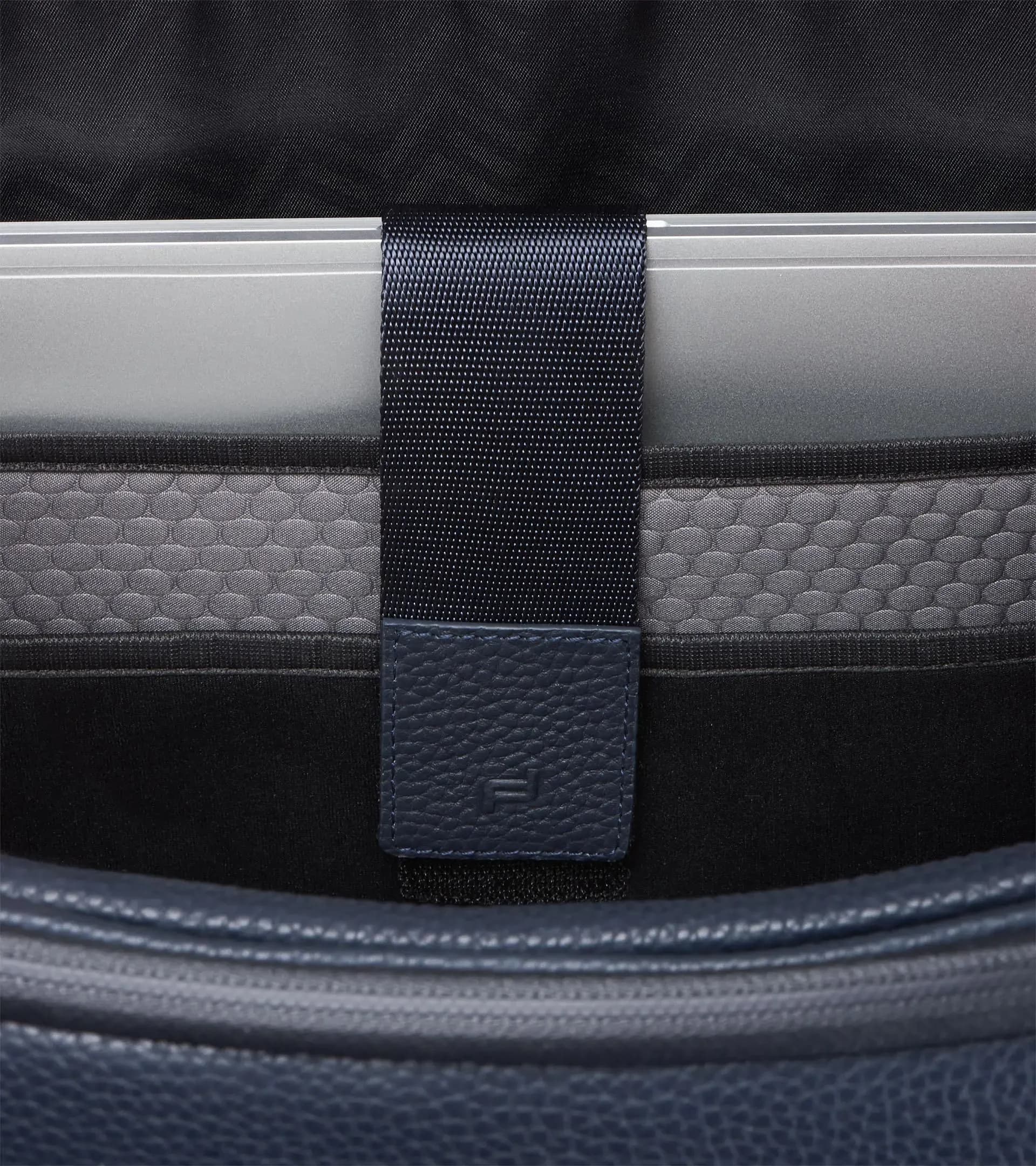 Maletín portadocumentos Cervo 2.1 MHZ 6