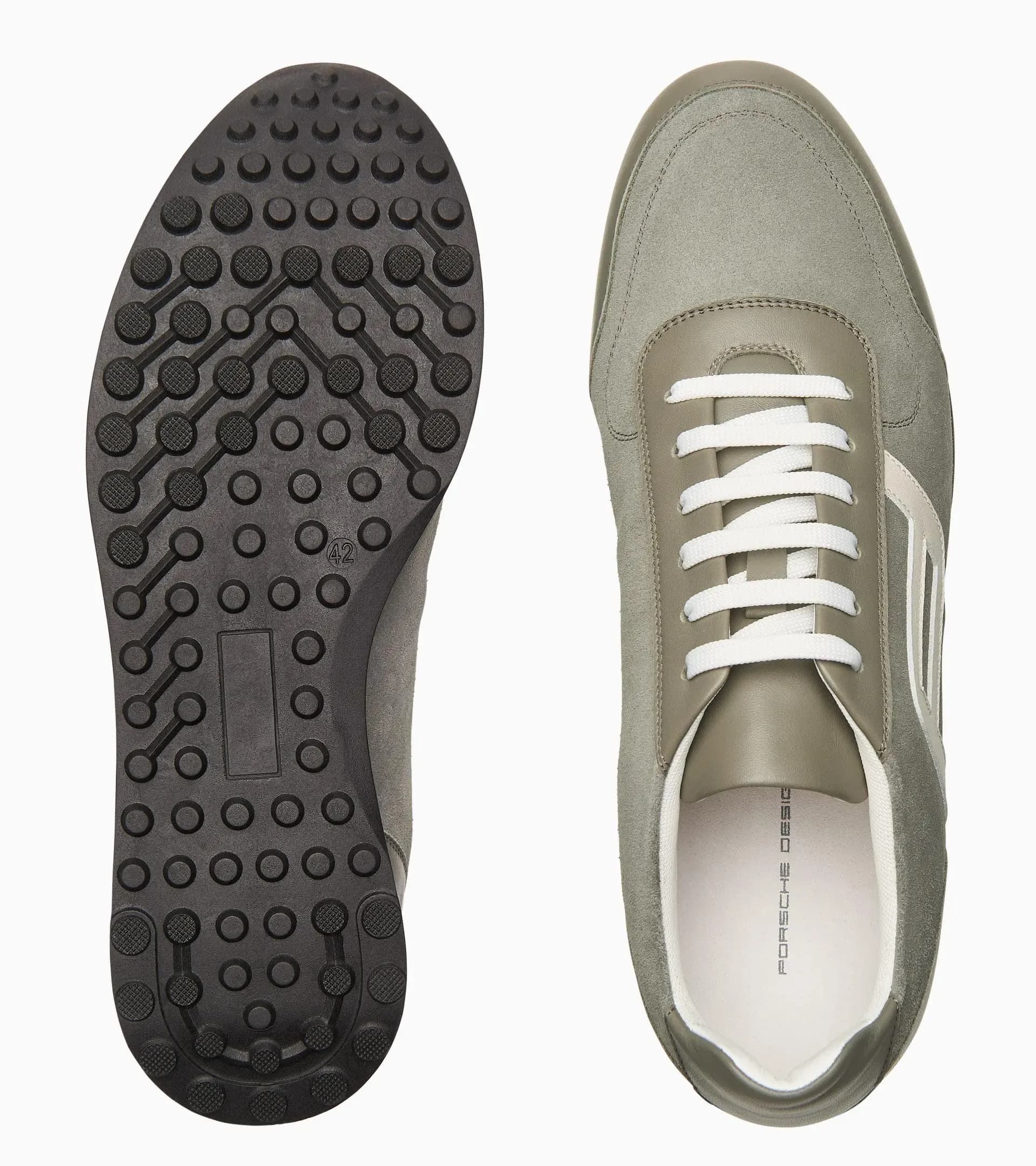 Lace Up Velours Sneaker 3