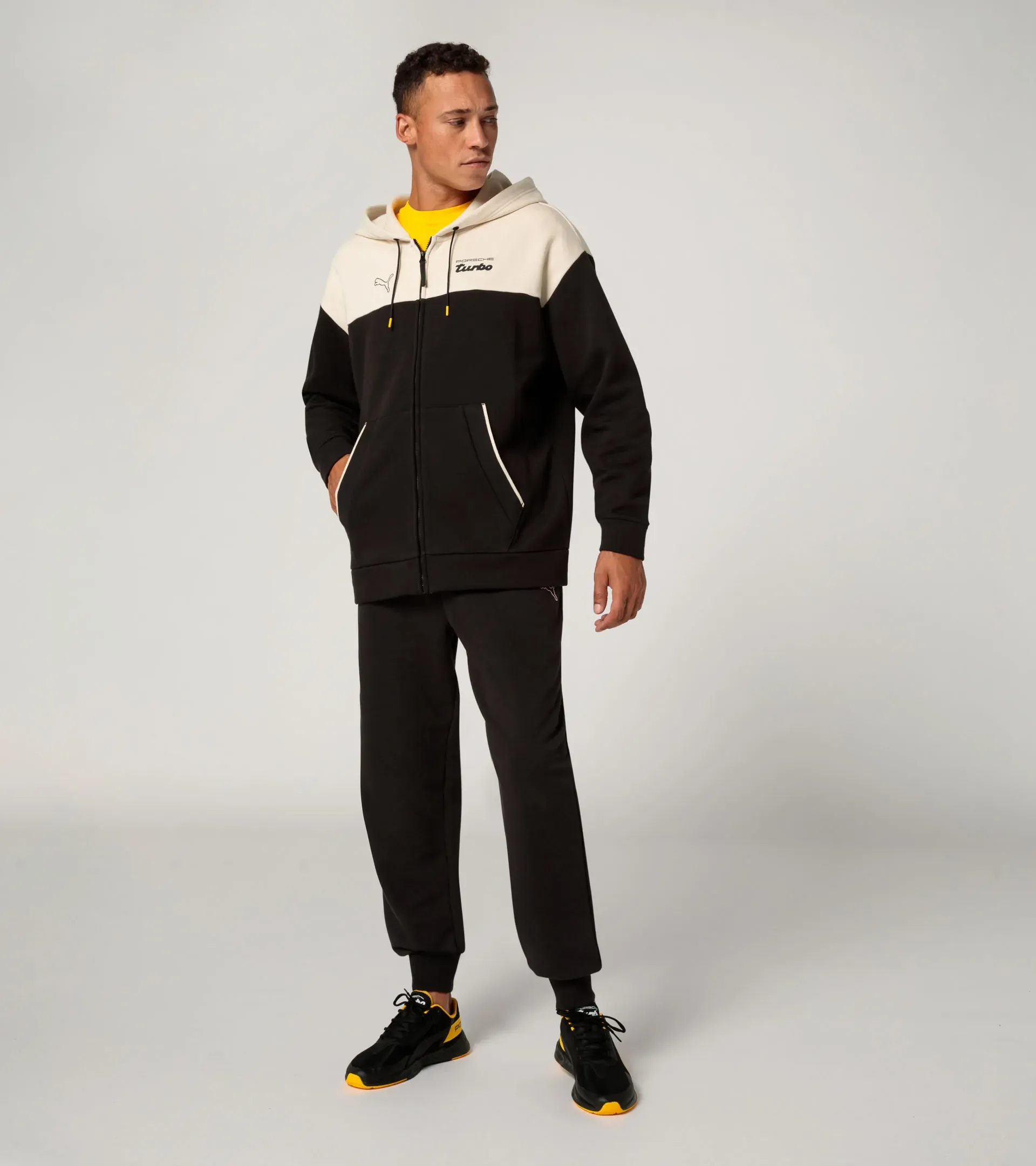 Hooded sweat jacket 6