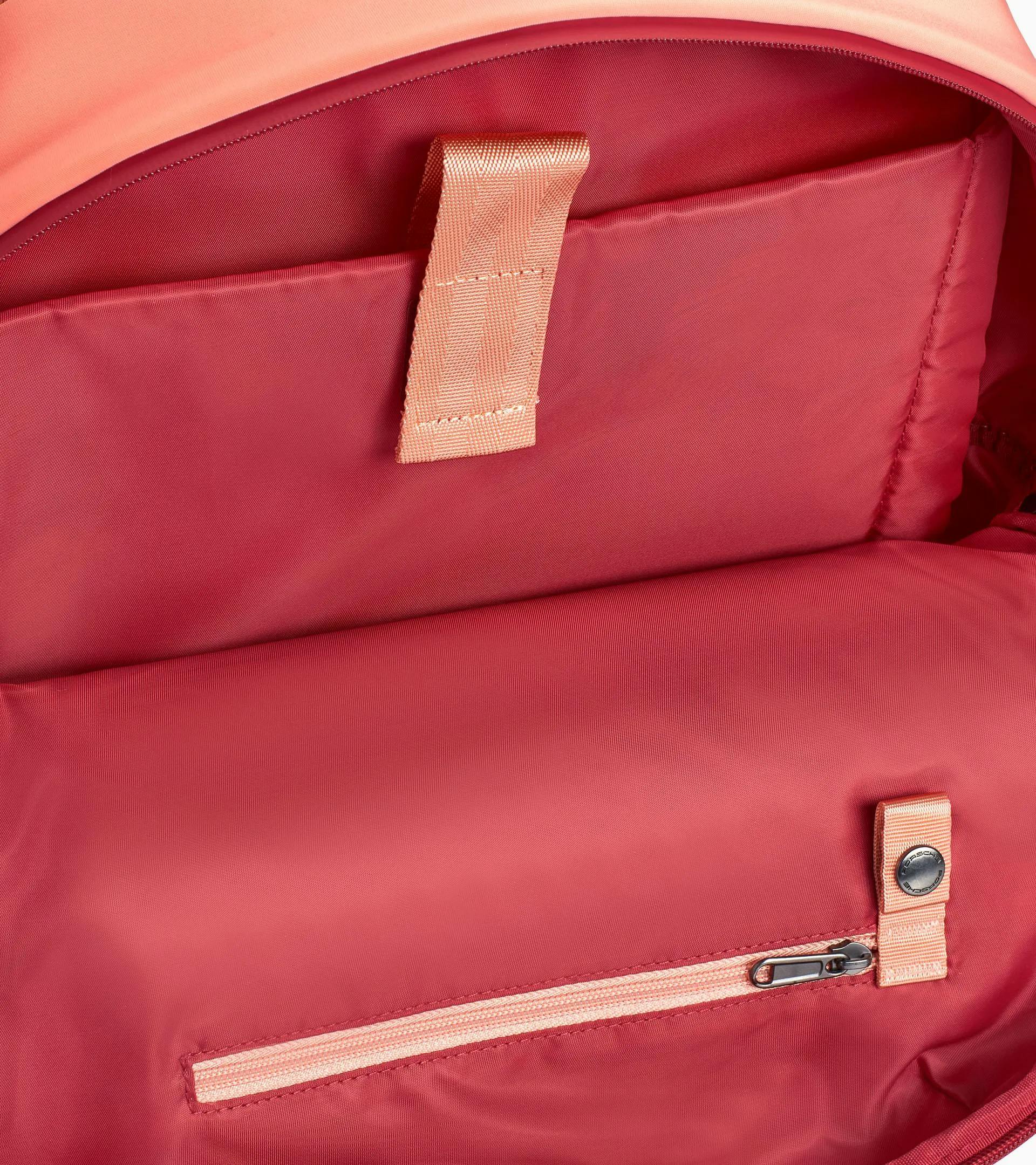 Backpack – 917 Pink Pig | PORSCHE SHOP