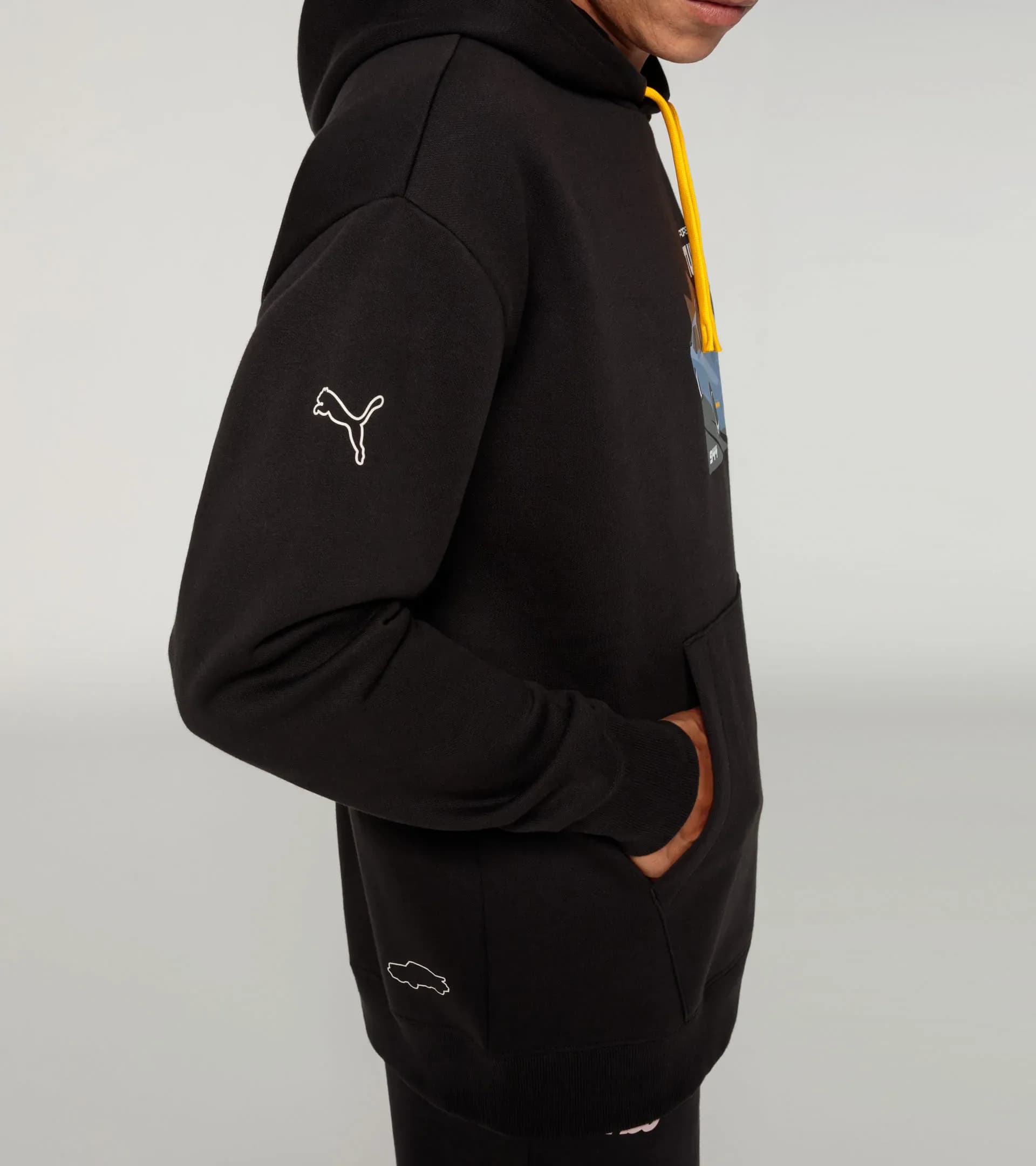 Sweat à capuche graphique 4