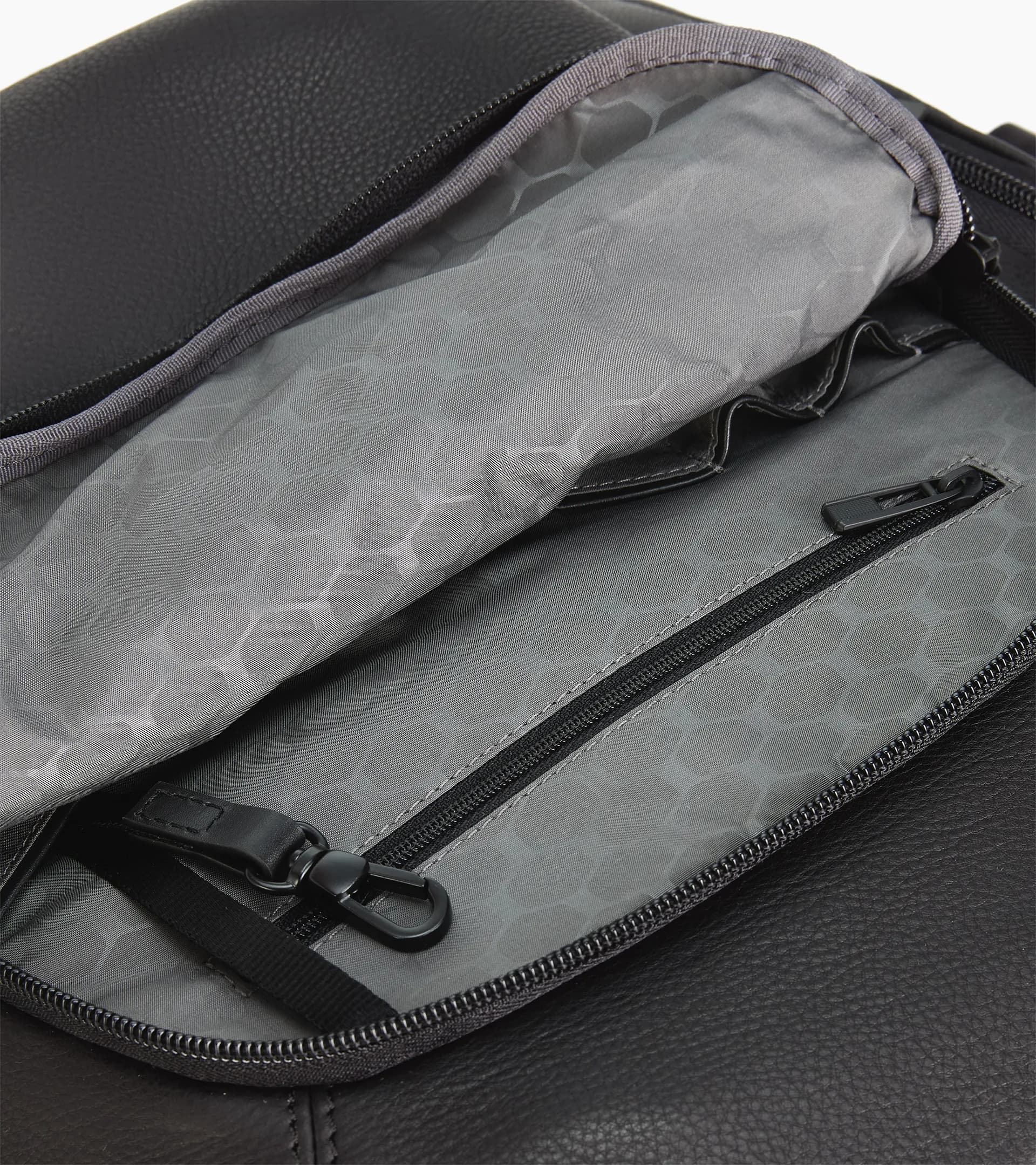 Roadster Leather Backpack S 3