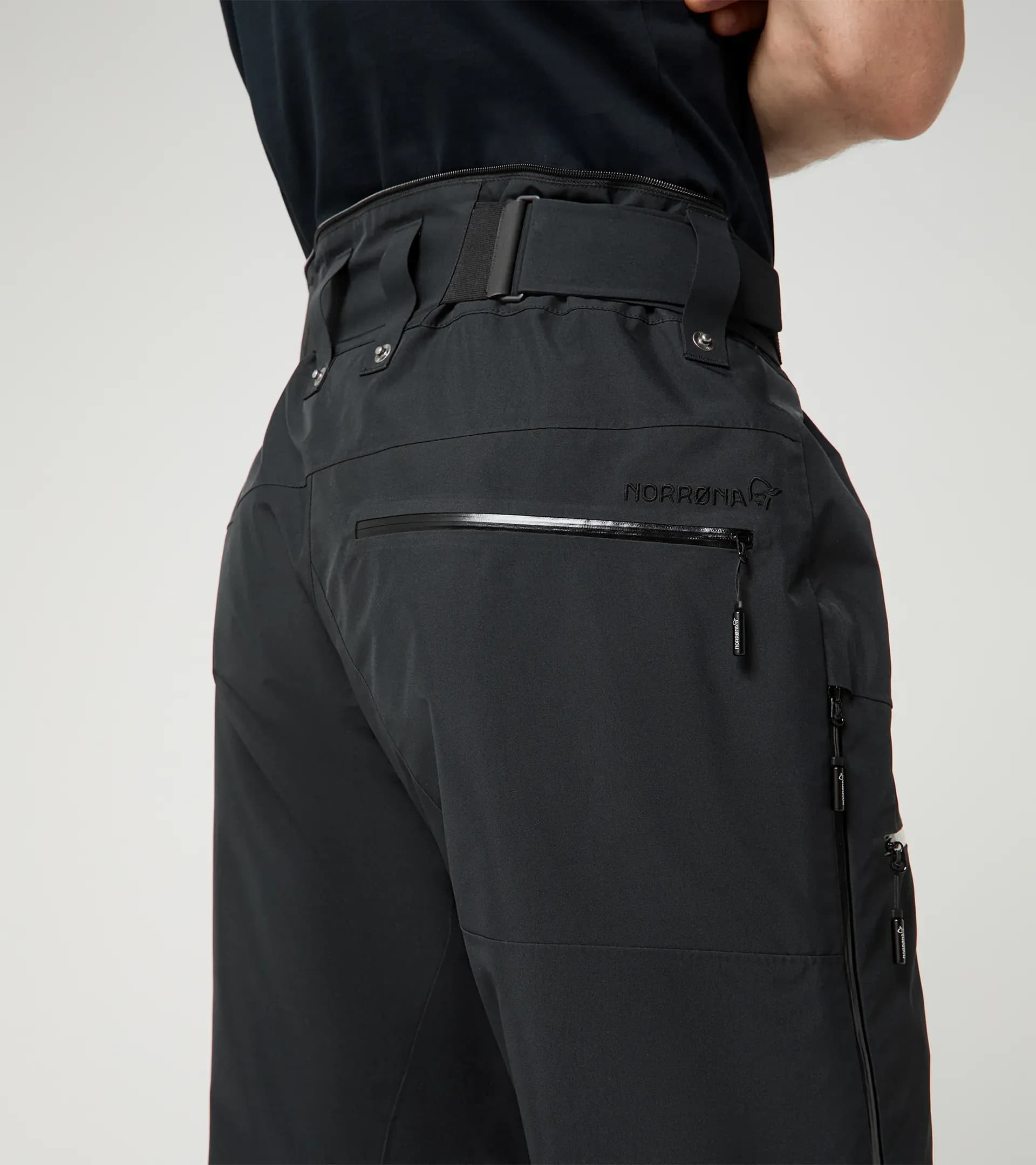 Ski trousers – Porsche x Norrøna  4