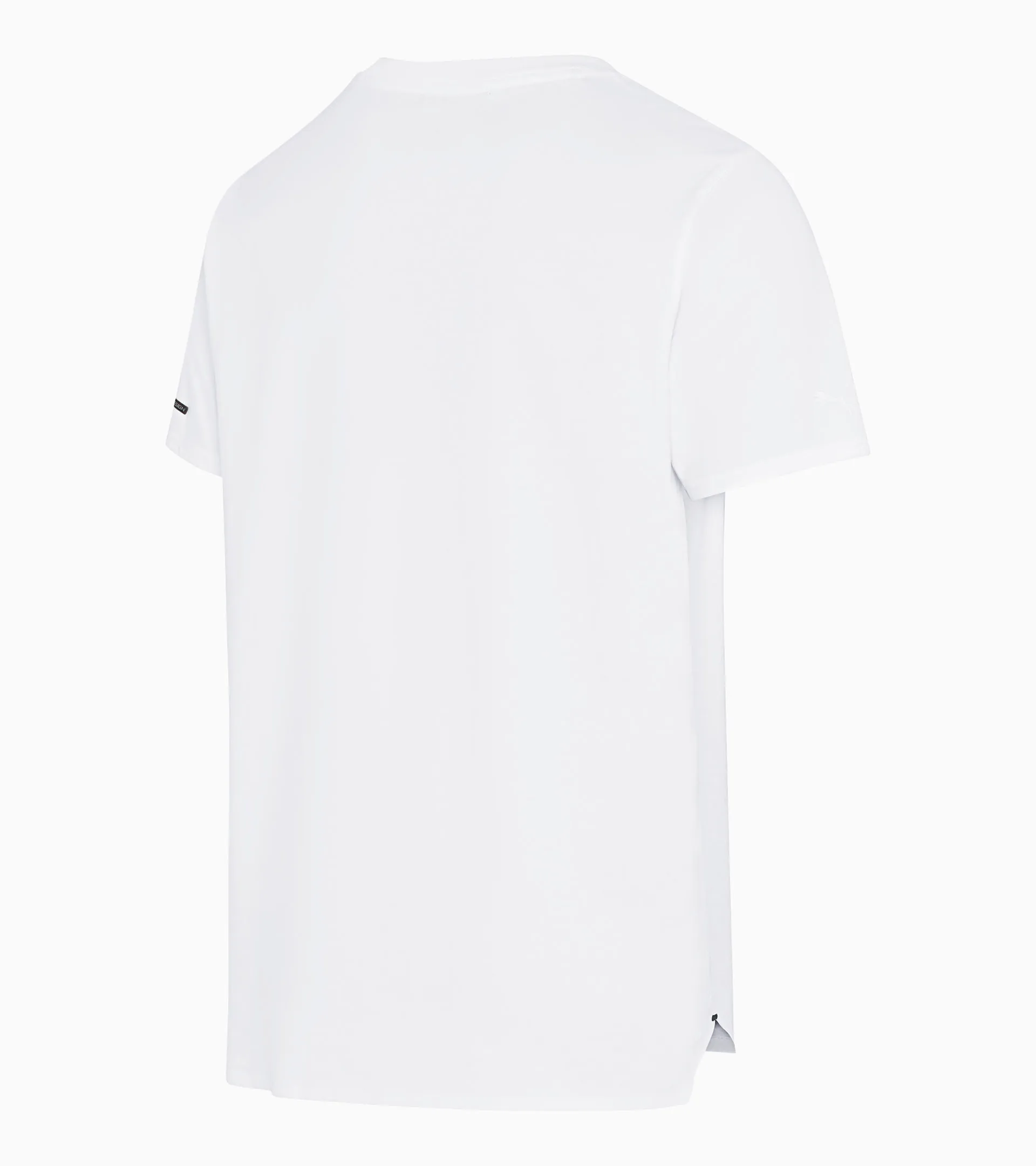 T-Shirt  8
