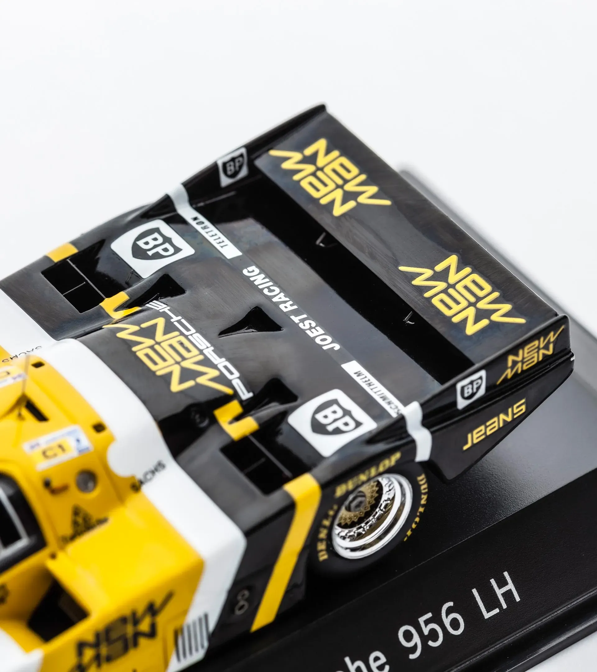 Porsche 956 - Le Mans1985 3