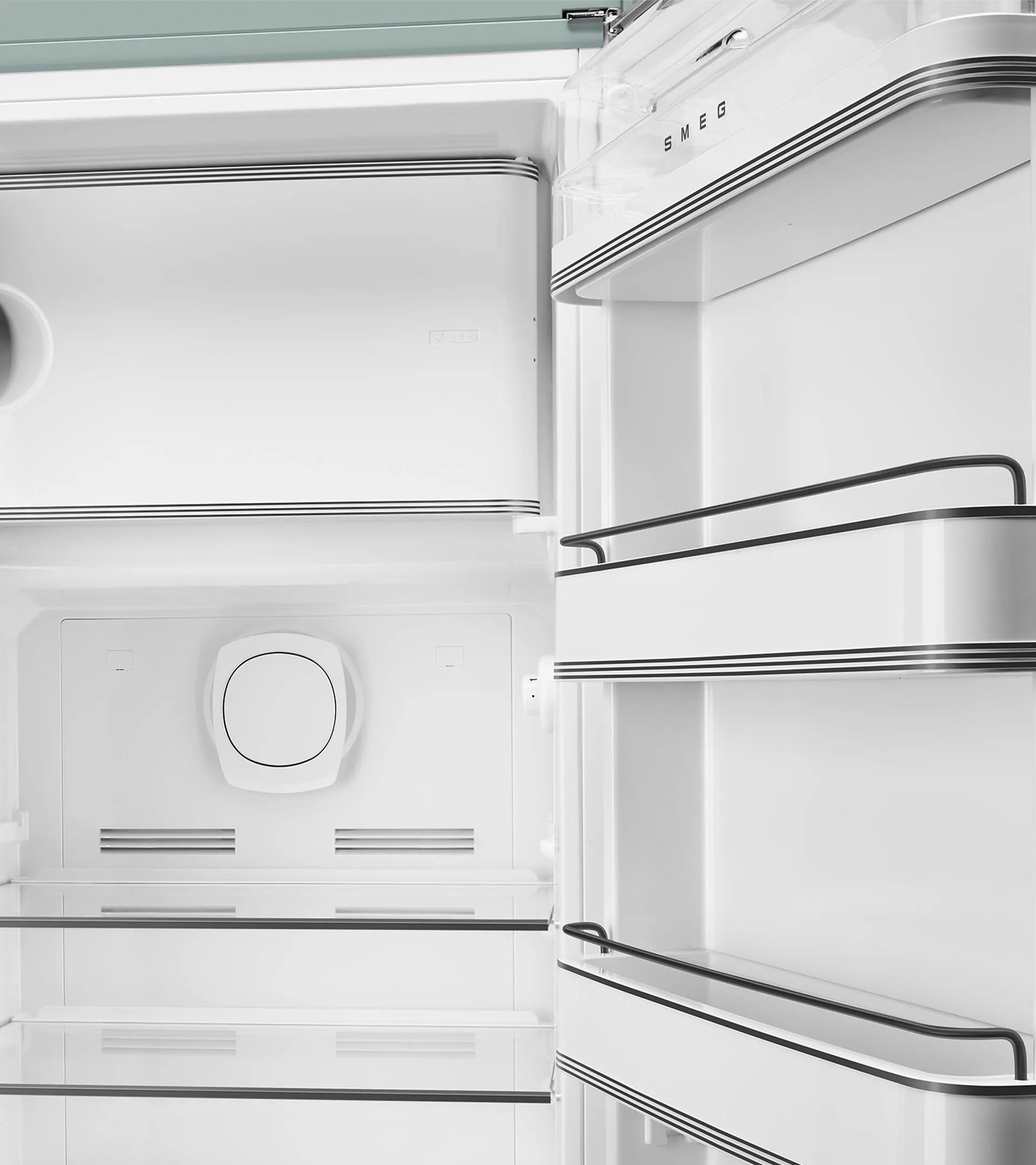 Kühlschrank – Porsche x Smeg 7