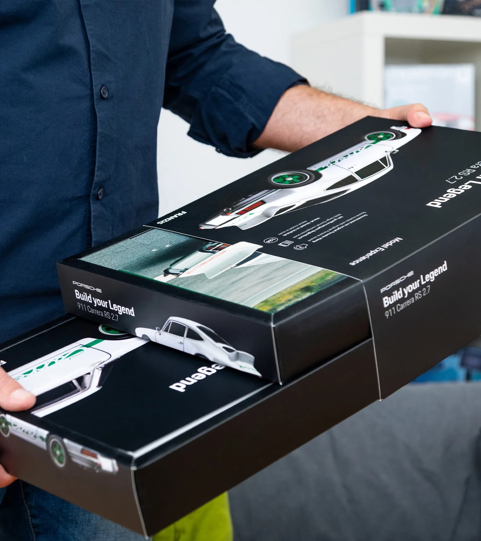 Modellbausatz Porsche 911 Carrera RS 2.7 „Build your Legend“  7