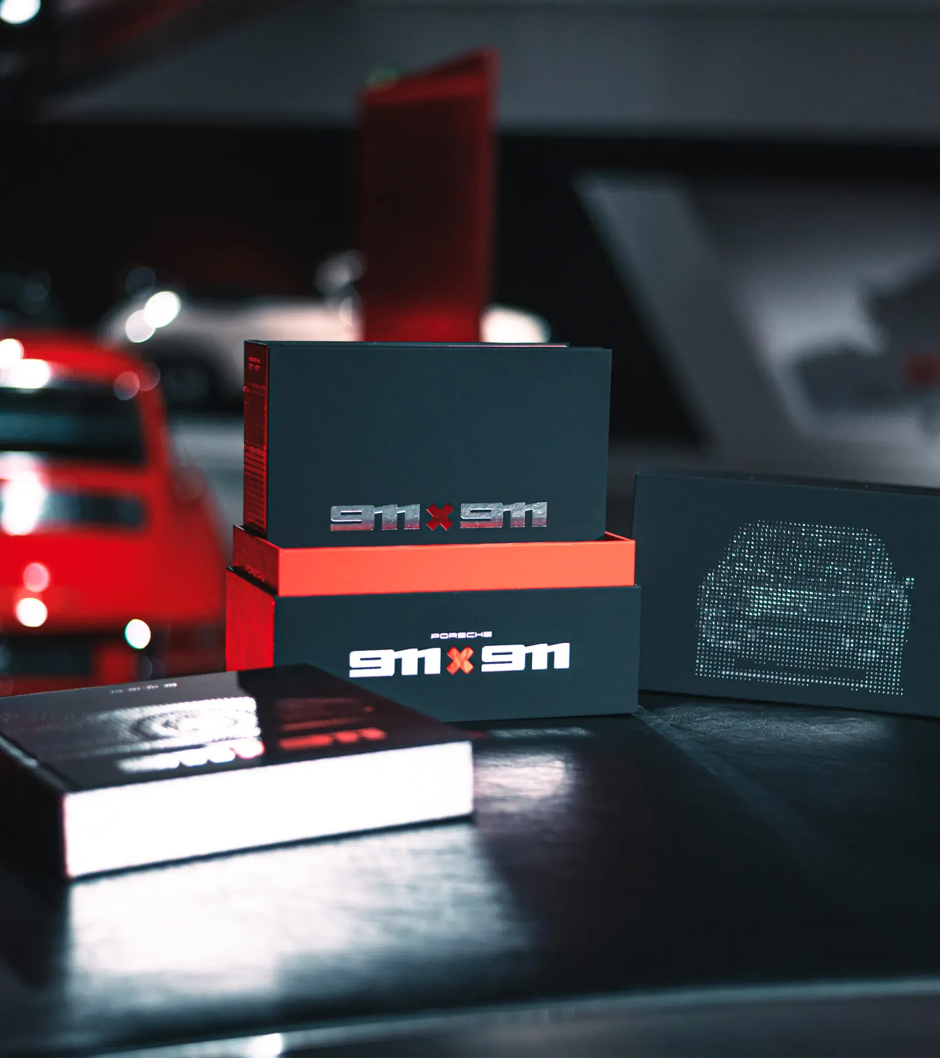 Book 'Porsche 911 x 911' Collector's Edt. Ltd. 2