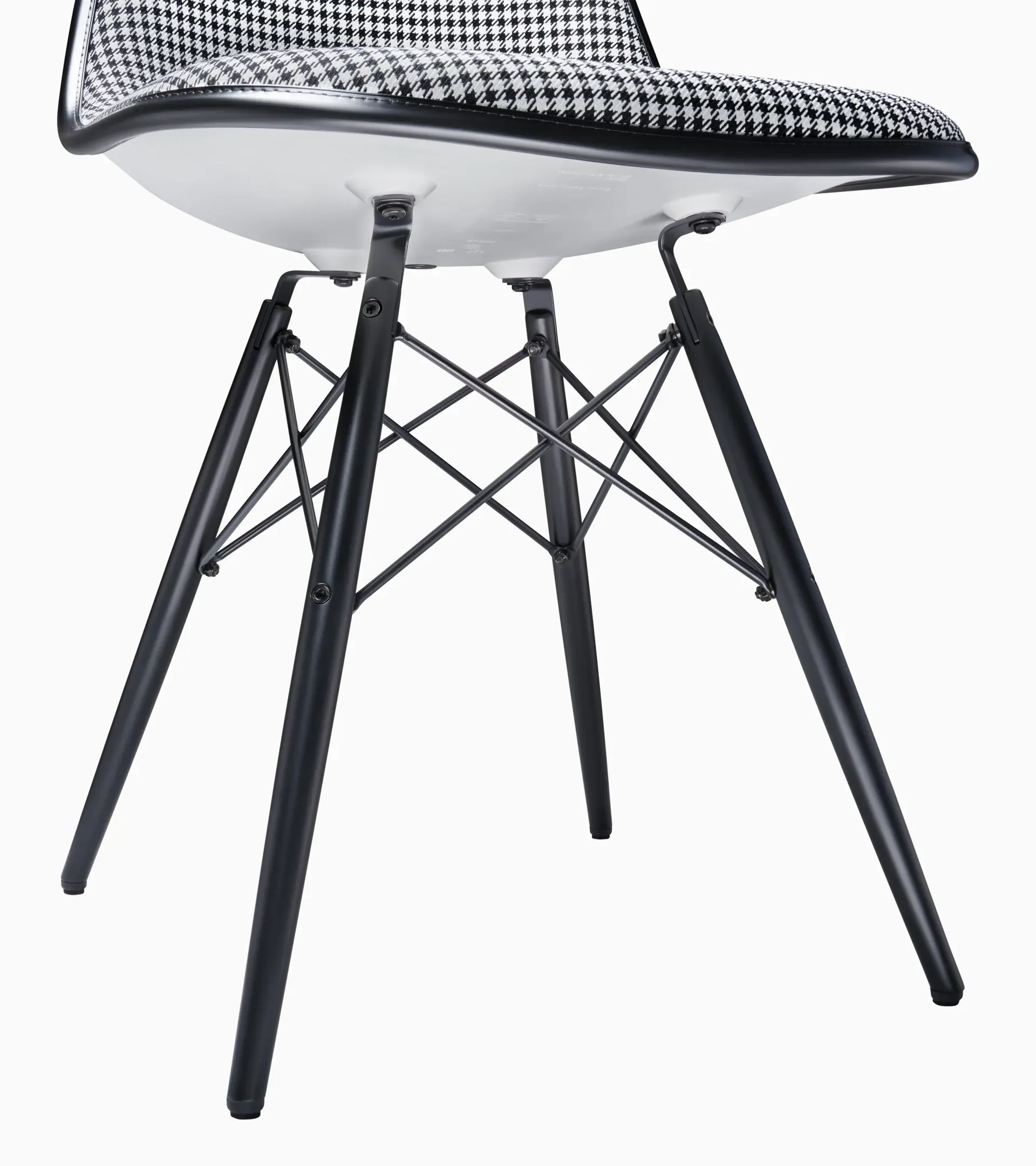 Eames Plastic Side Chair Pepita Edition – Limited Edition 5