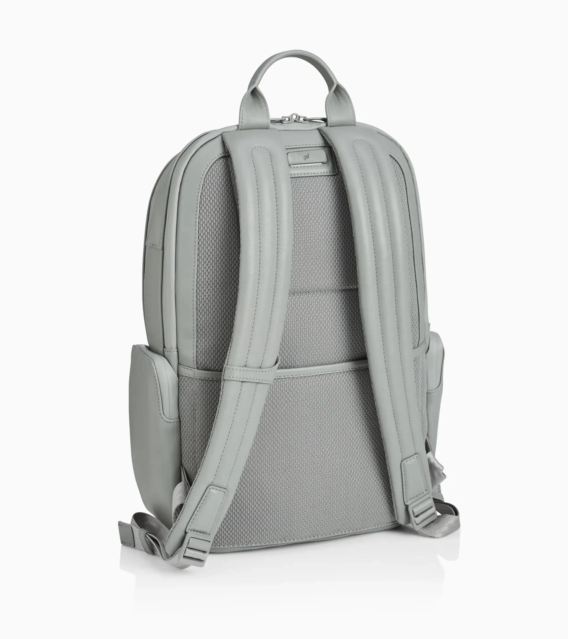 Roadster Leather Backpack M1 thumbnail 1