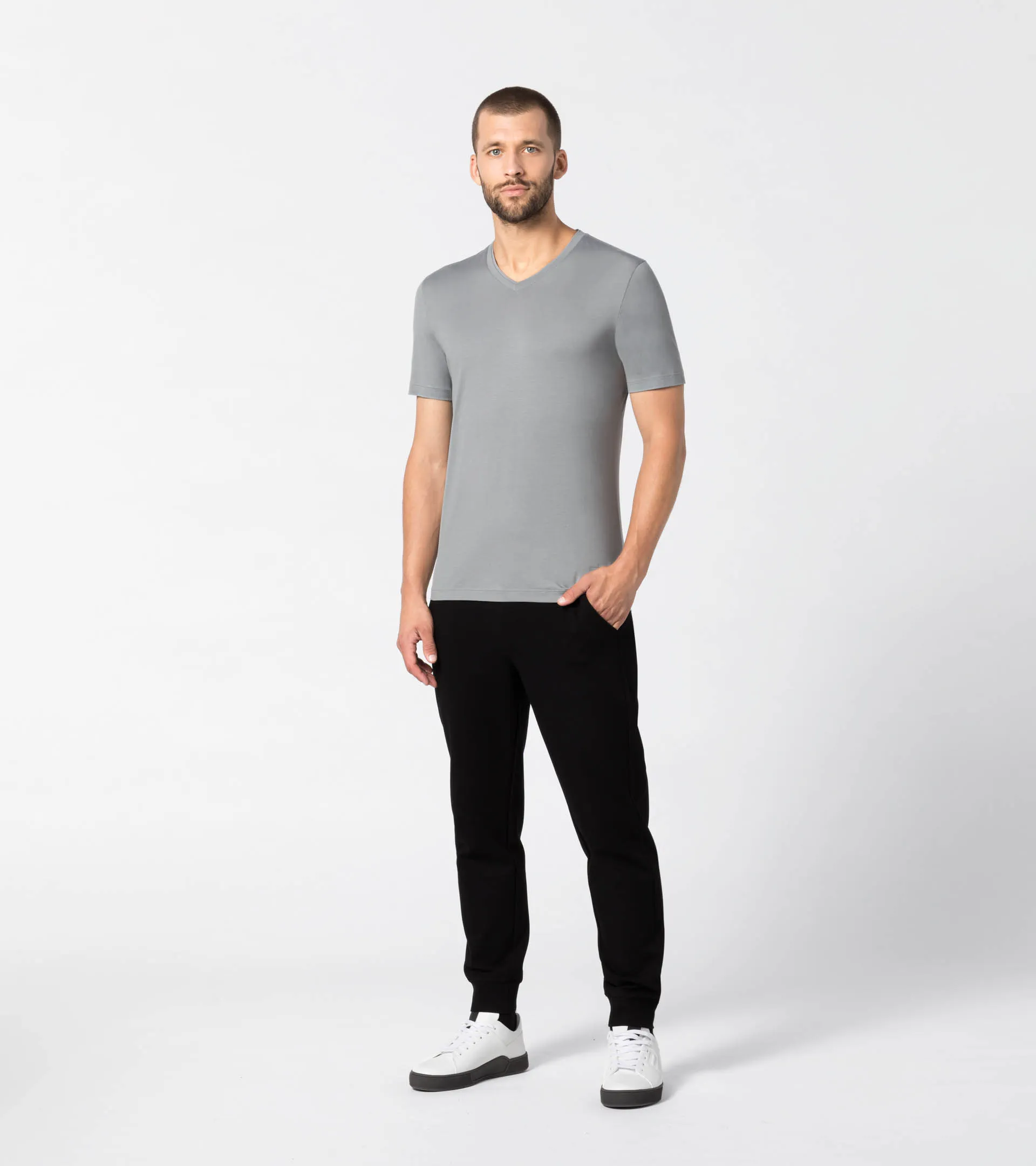 Camiseta cuello en V 5