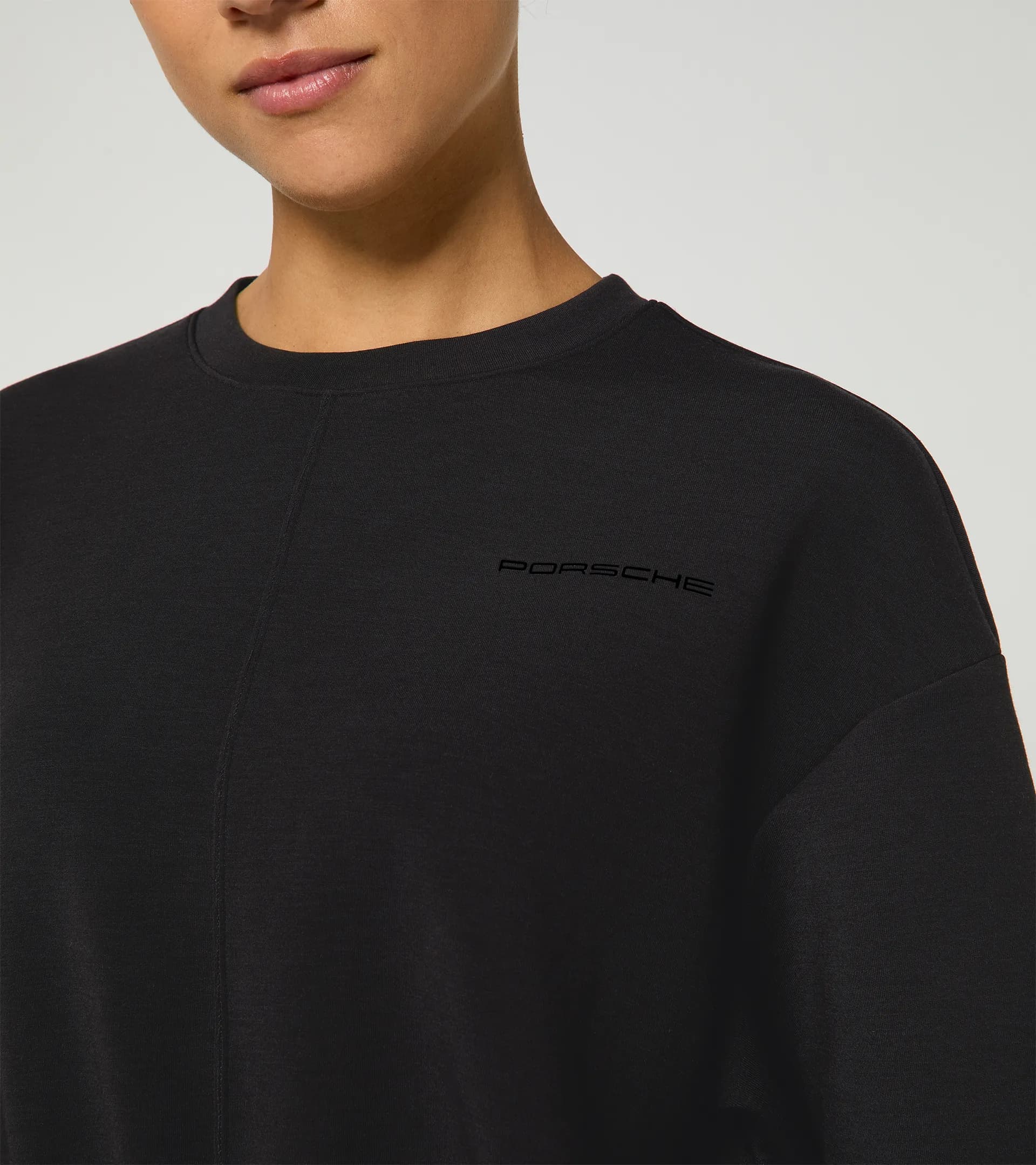 Sweat col rond – Porsche Cayenne Electric Lifestyle 5