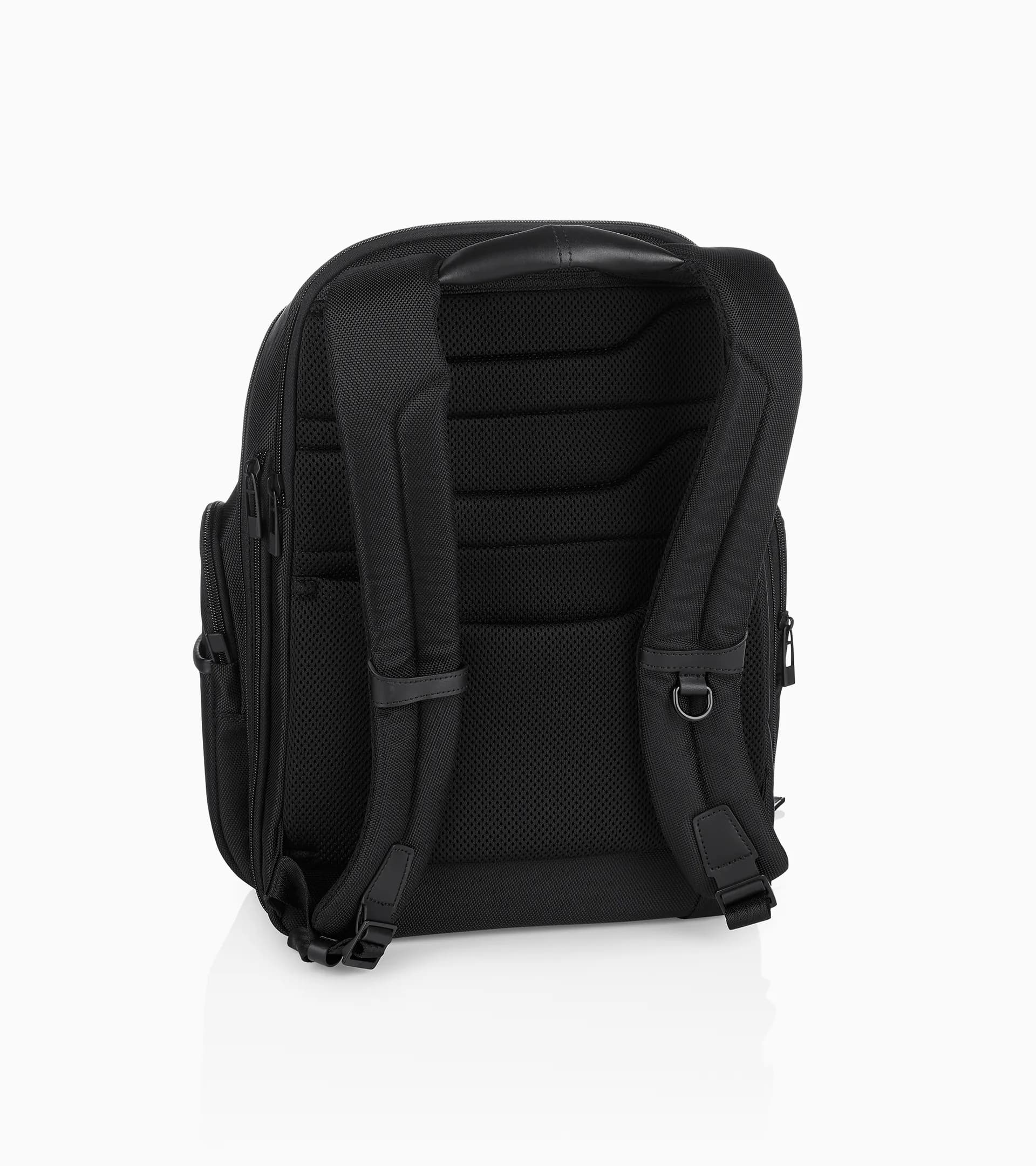 Roadster Nylon Backpack M 2