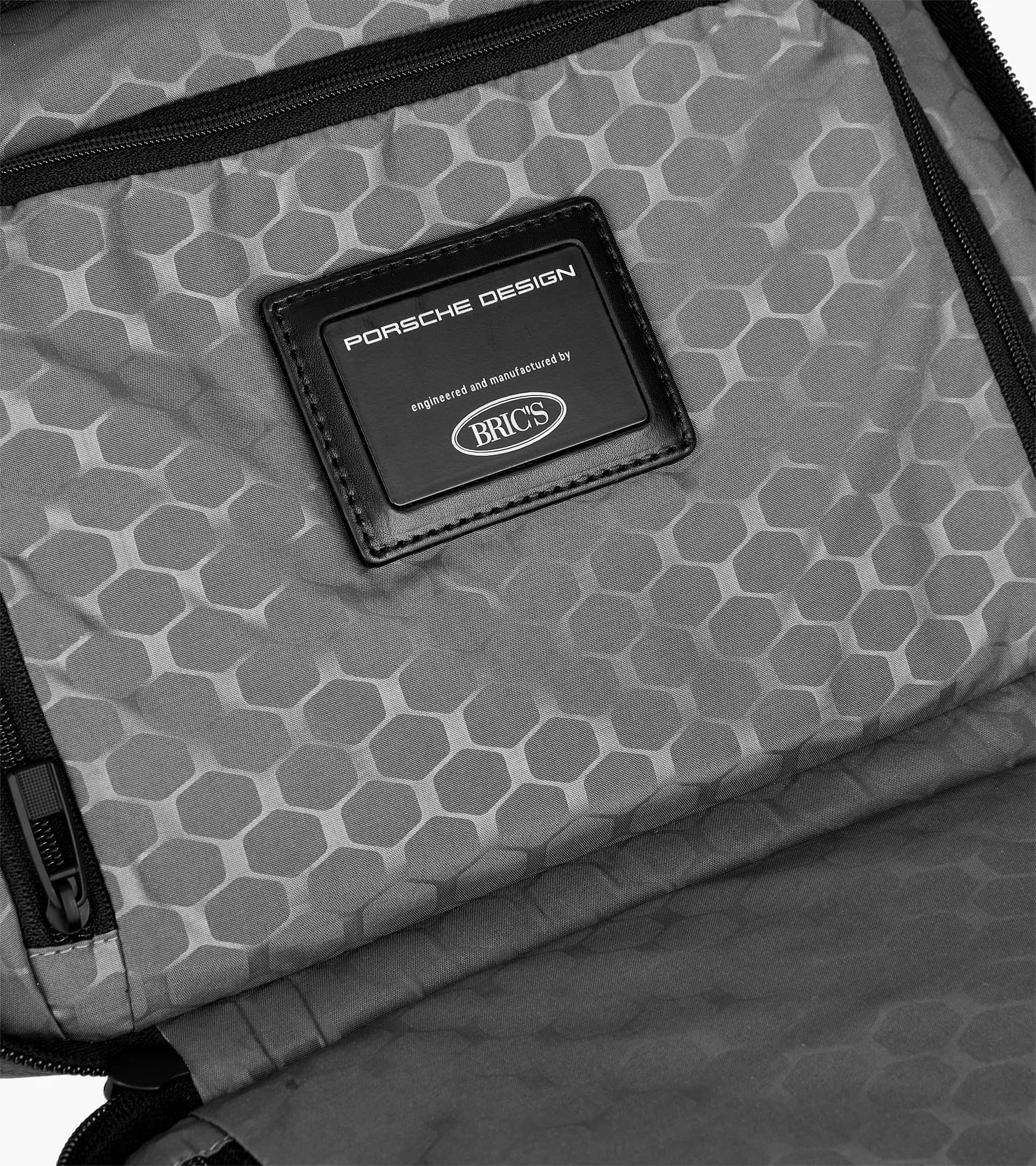 Roadster Leather Washbag 6