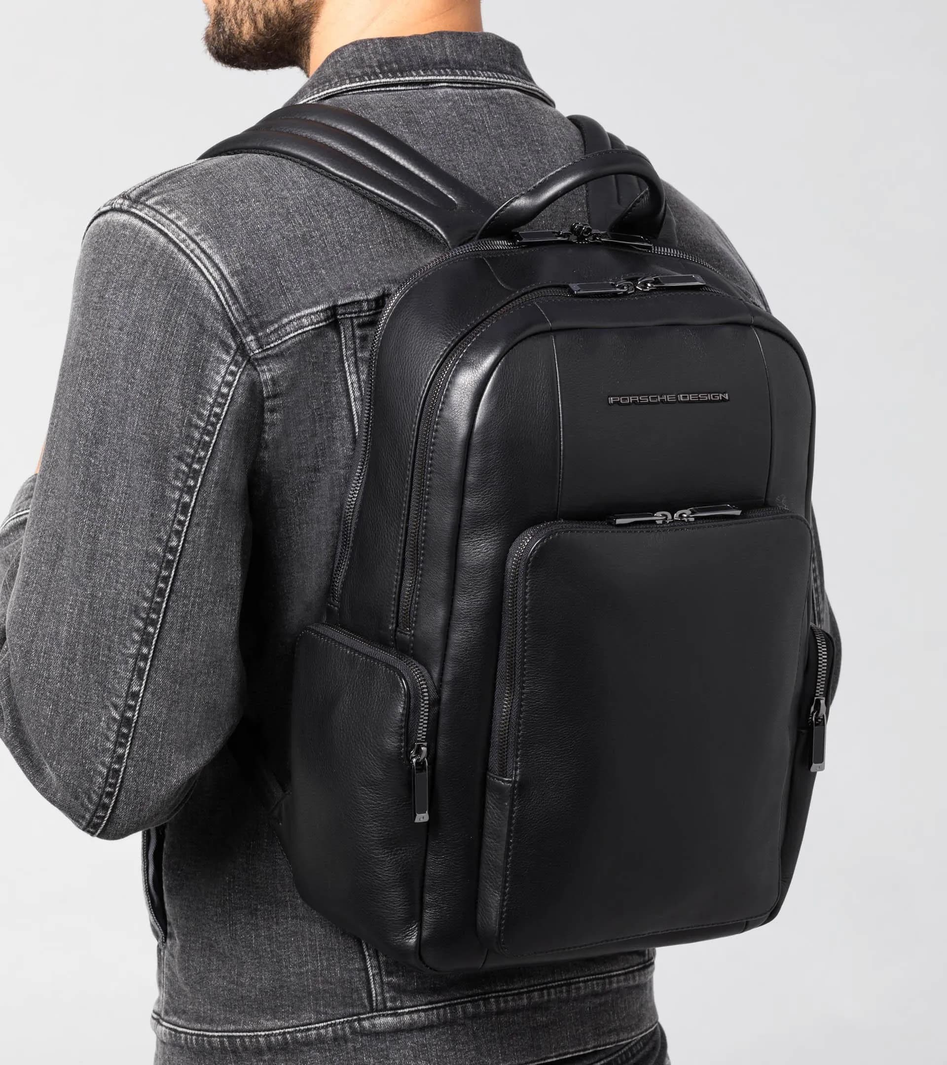 Roadster Leather Backpack M2 thumbnail 7