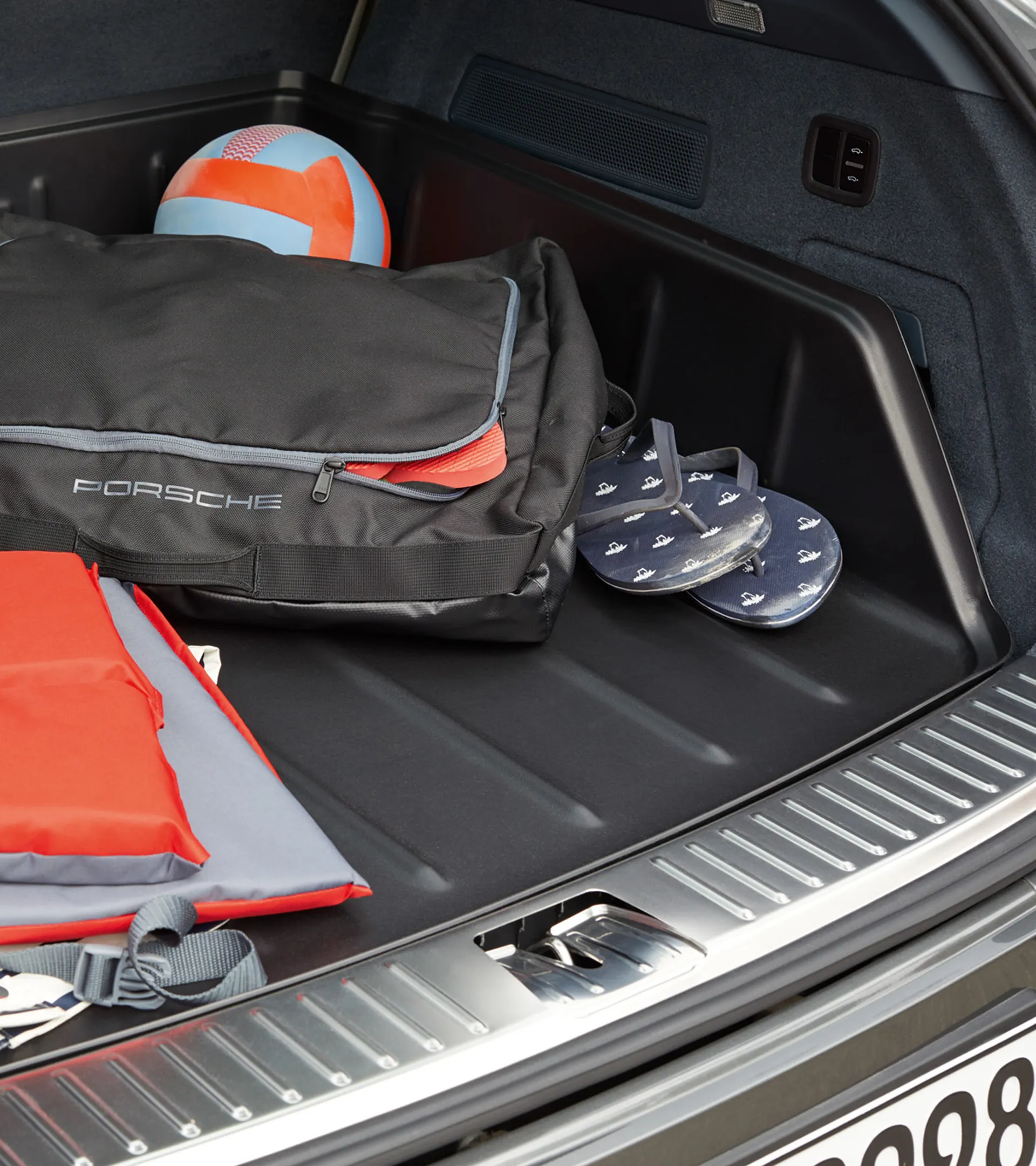 Luggage compartment liner, high – Cayenne 2