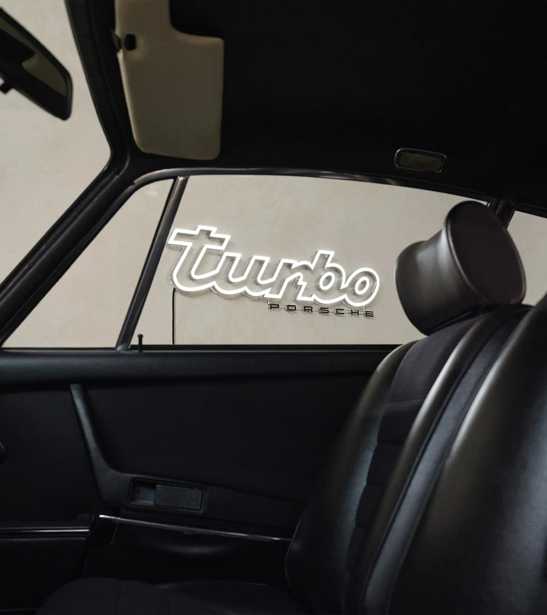 Turbo illuminated lettering – Limited Edition 1
