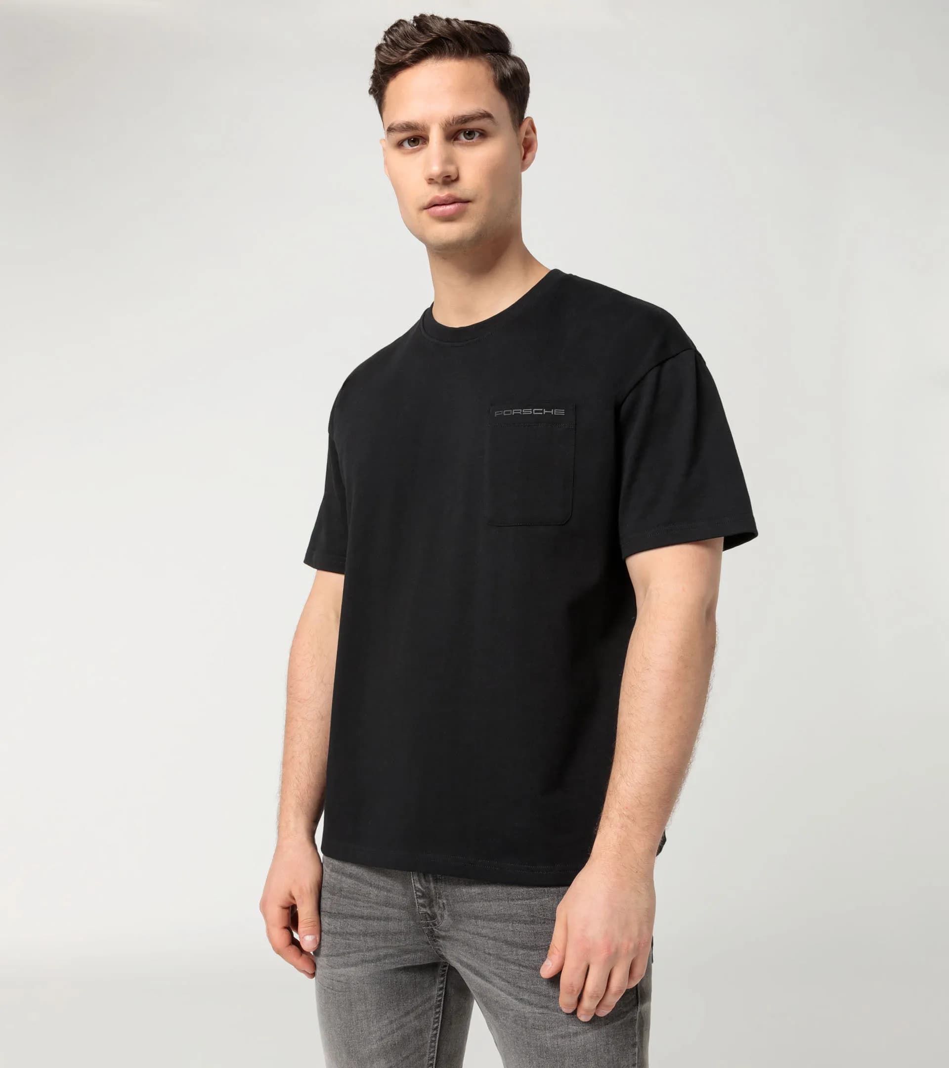 Unisex T-shirt – Essential 4