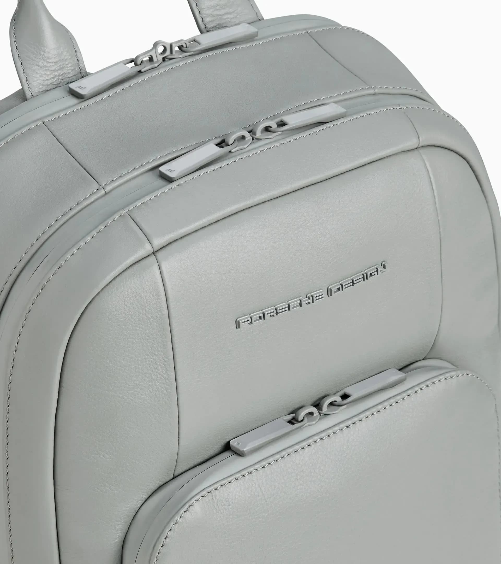 Roadster Leather Backpack M1 4