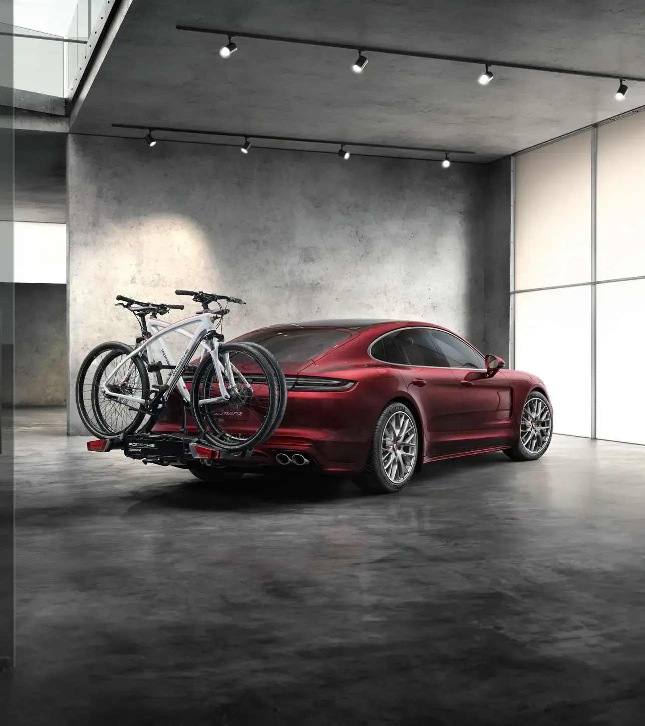 Rear-mounted bike rack - Panamera/Macan/Cayenne thumbnail 0