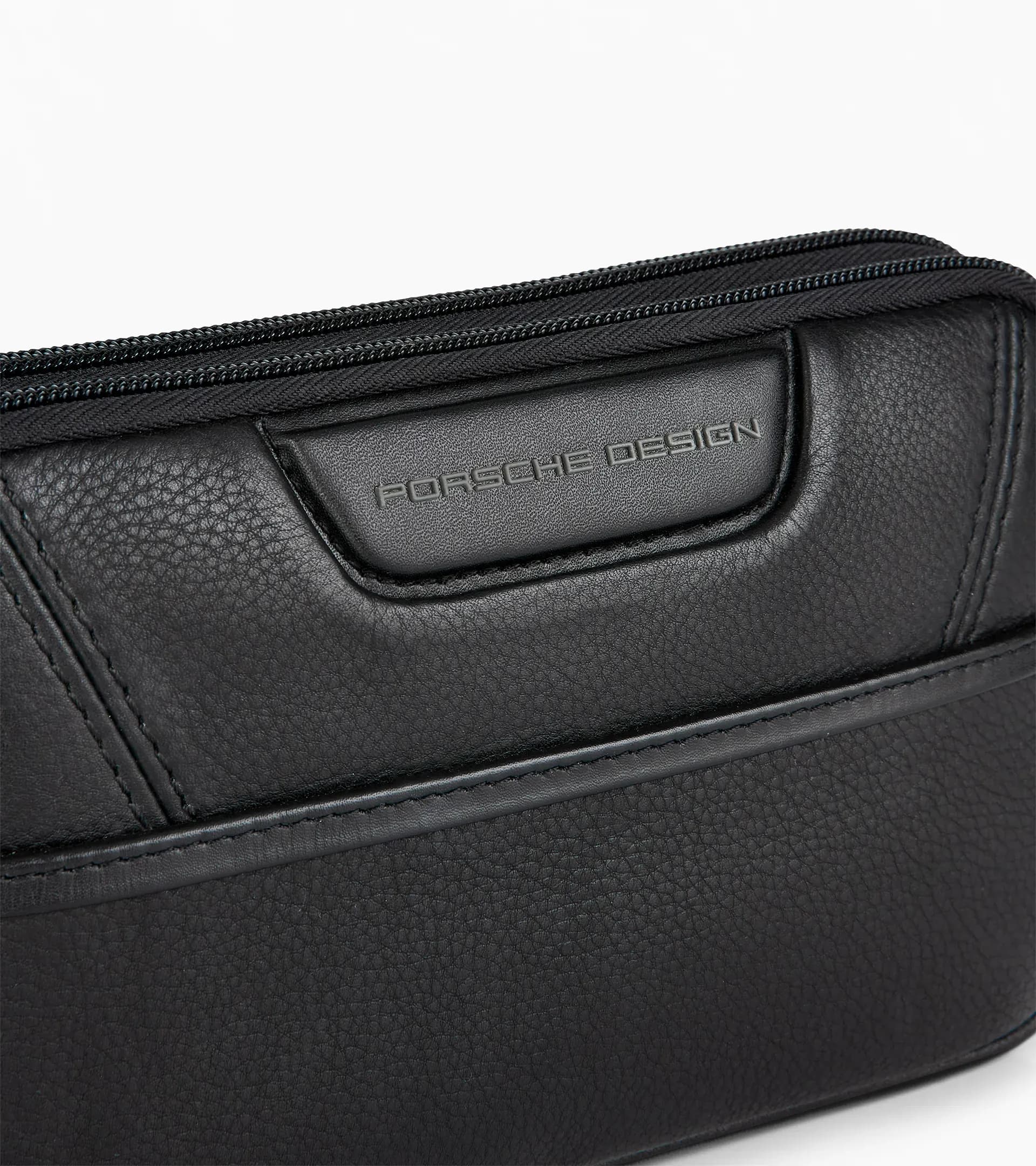 Roadster Leather Travel Pouch 3