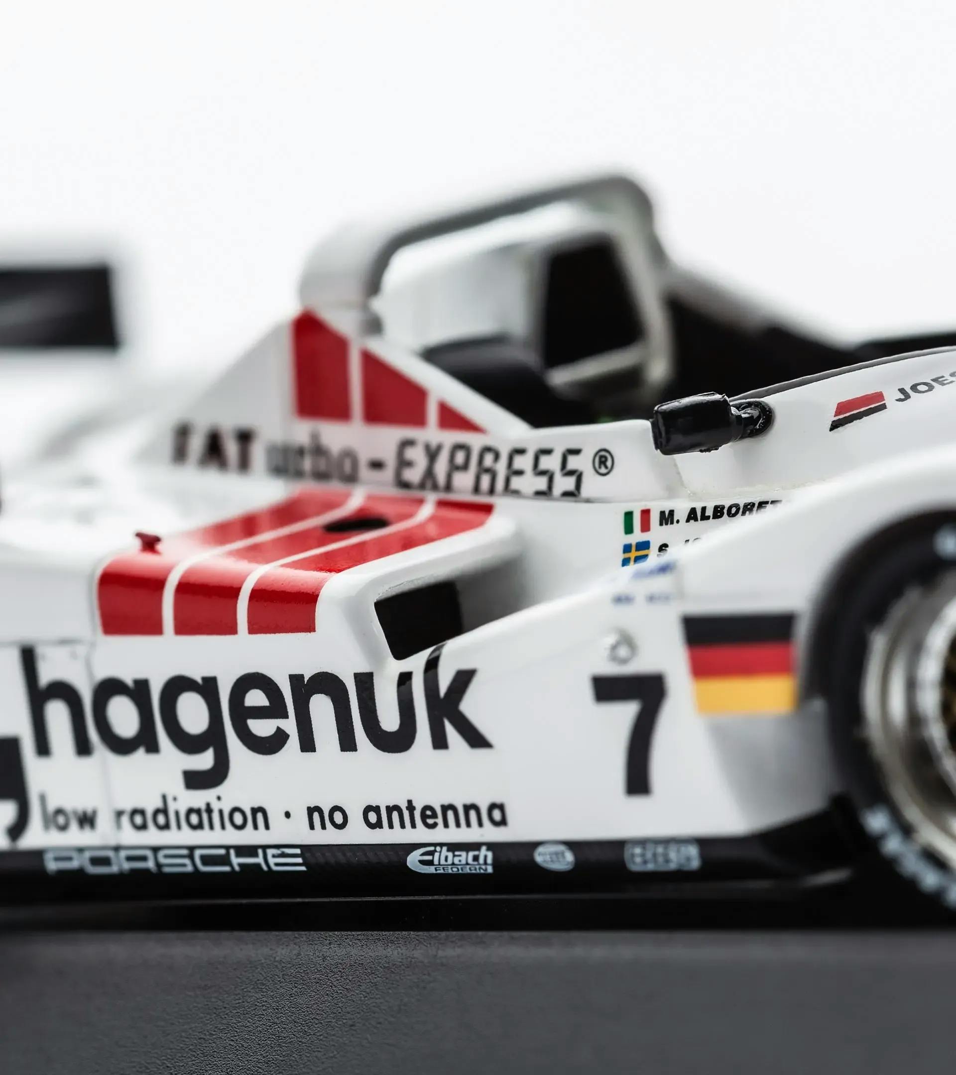 TWR-Porsche WSC Spyder - Le Mans 1997 thumbnail 2