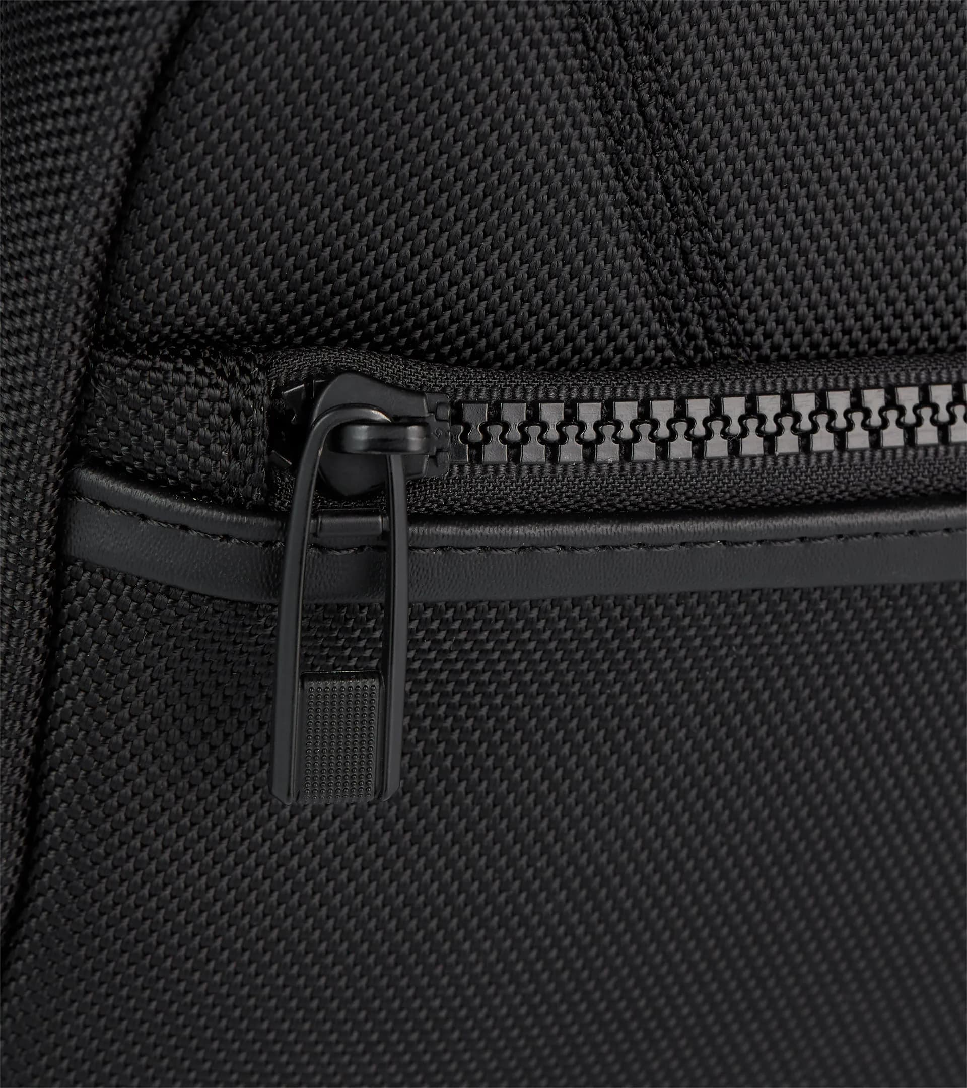 Roadster Nylon Washbag 5