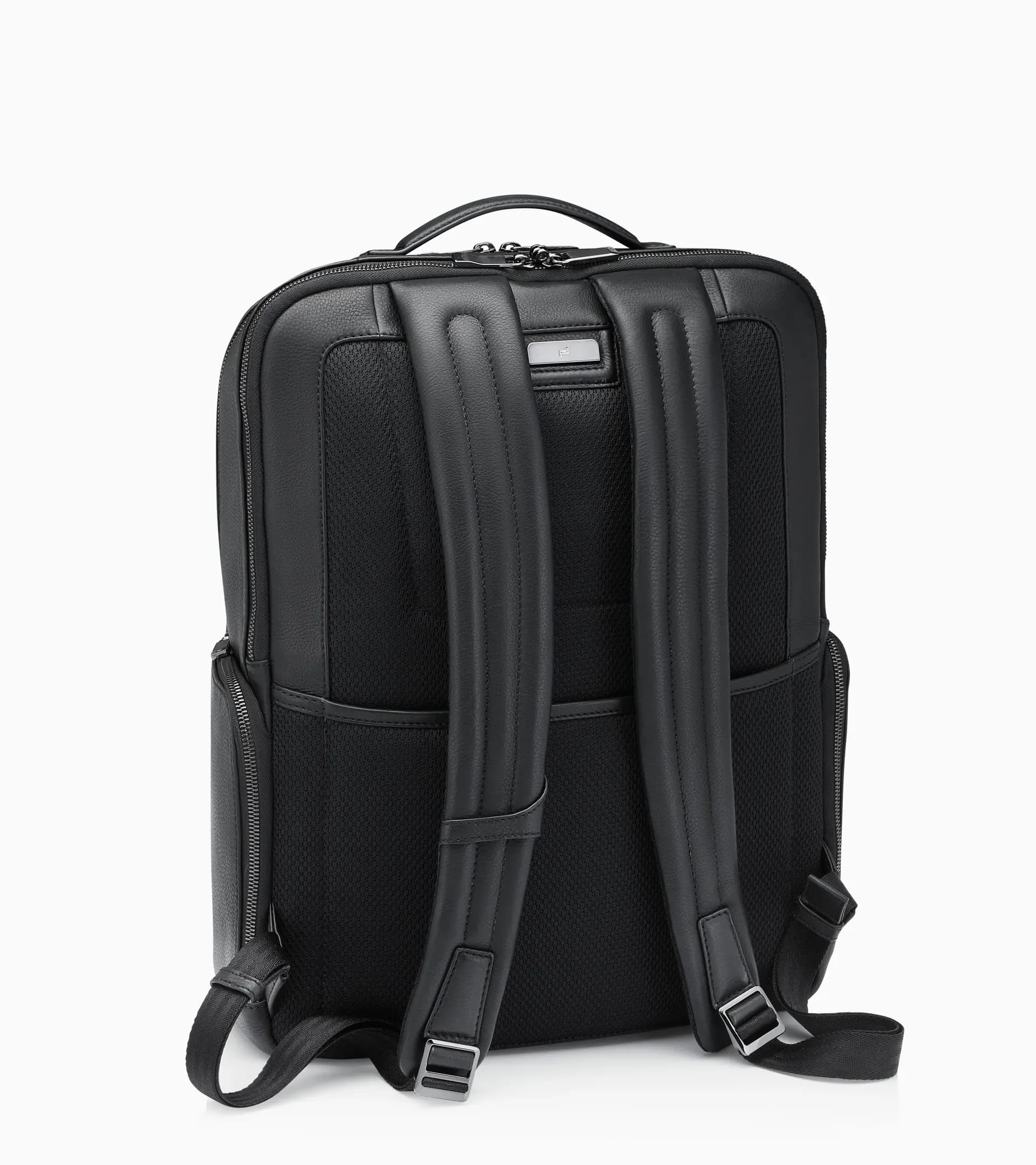 Roadster Leather Backpack L 2